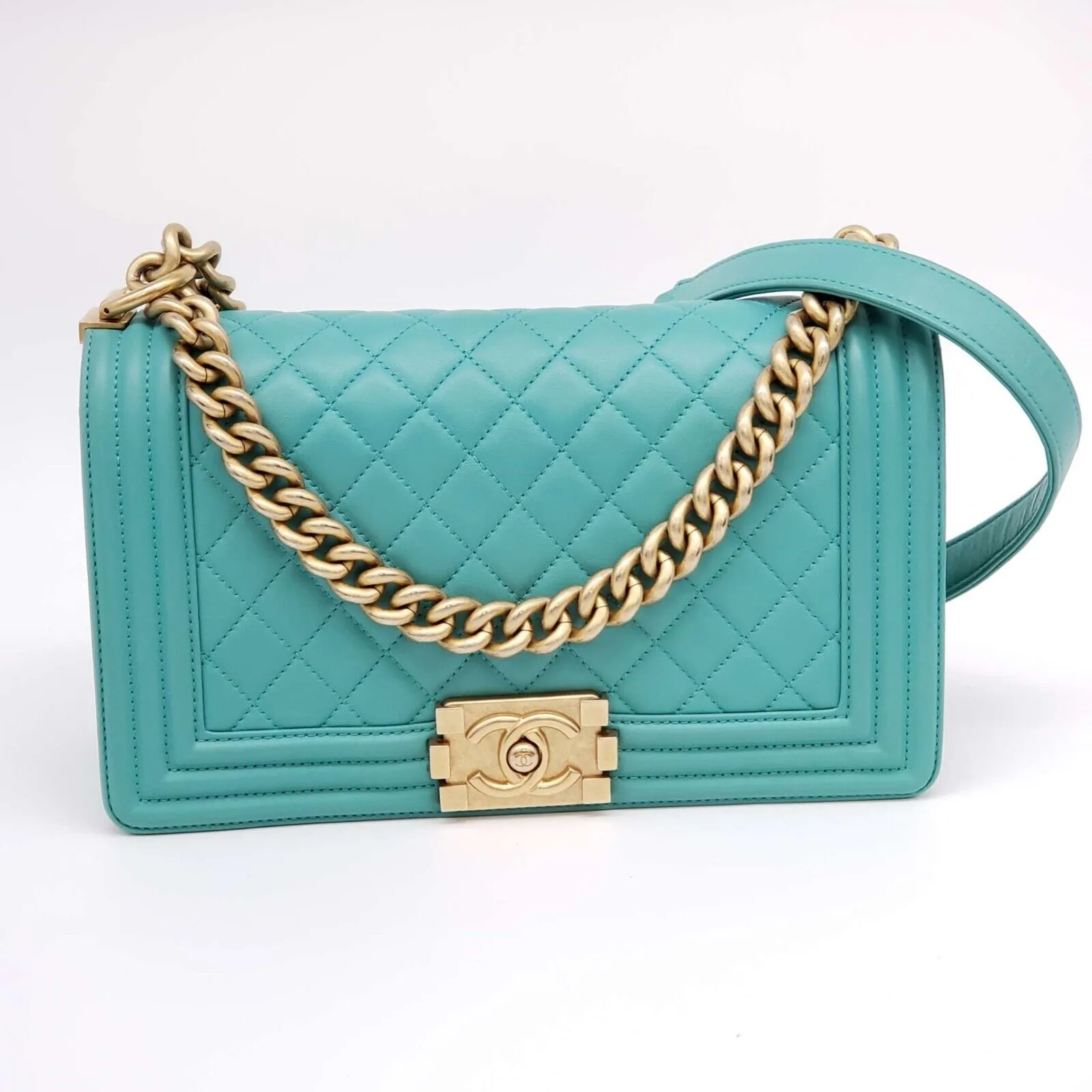 100% Authentic CHANEL Boy Green Leather Shoulder Bag 2650-080524