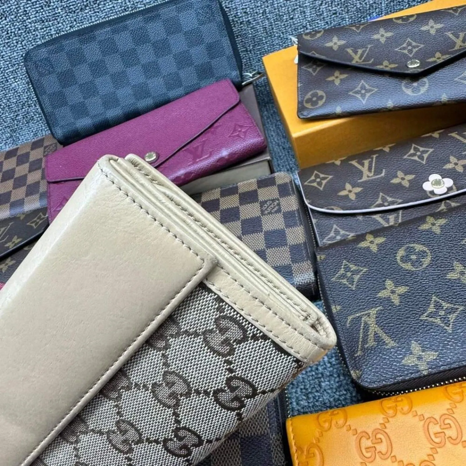 100% Authentic Gucci Leather Wallet