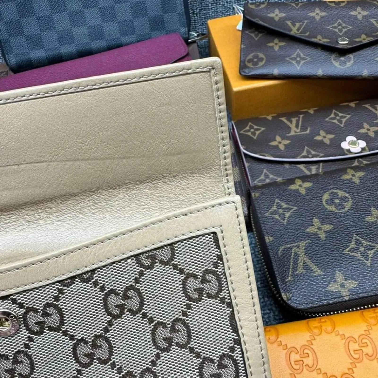 100% Authentic Gucci Leather Wallet