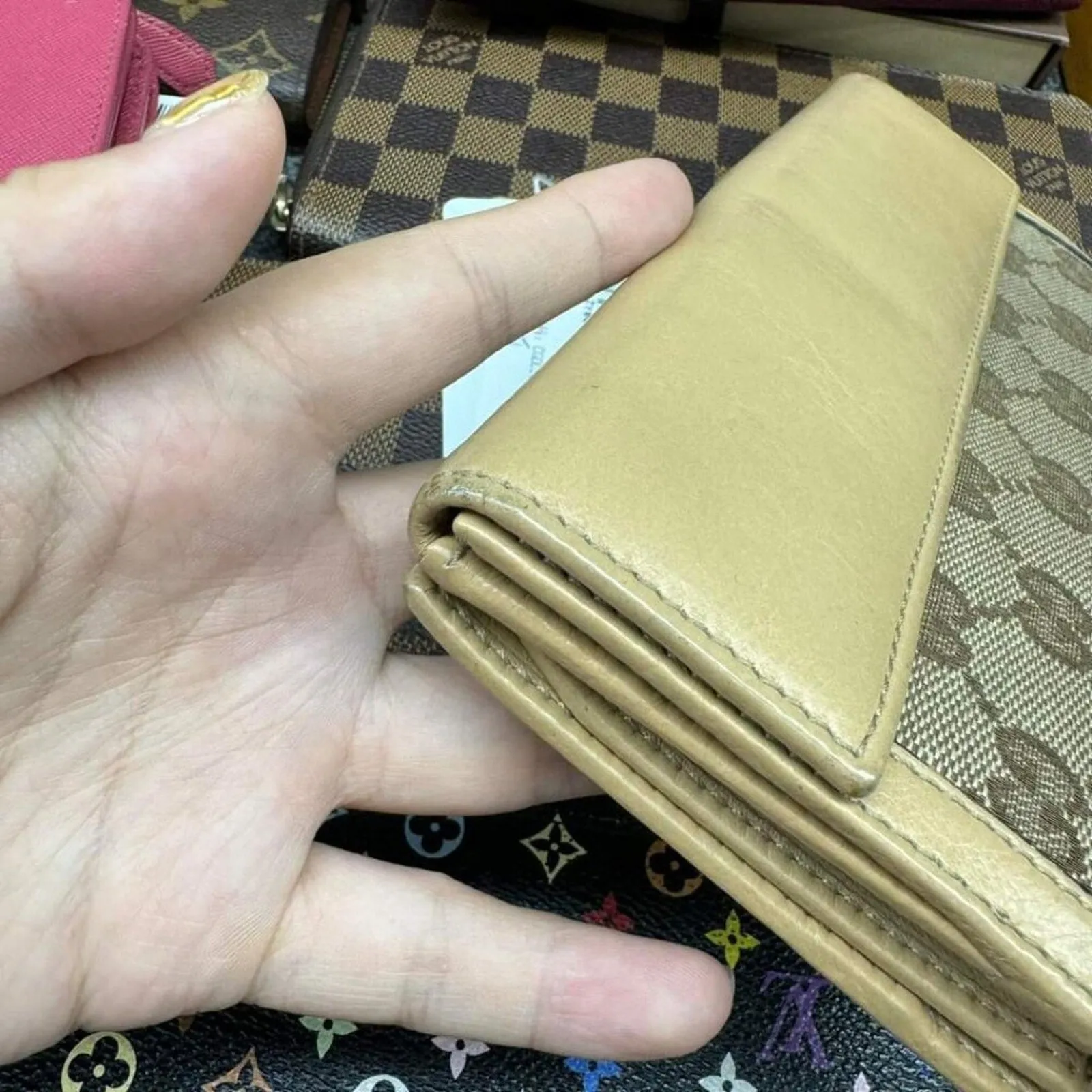 100% Authentic Gucci Leather Wallet