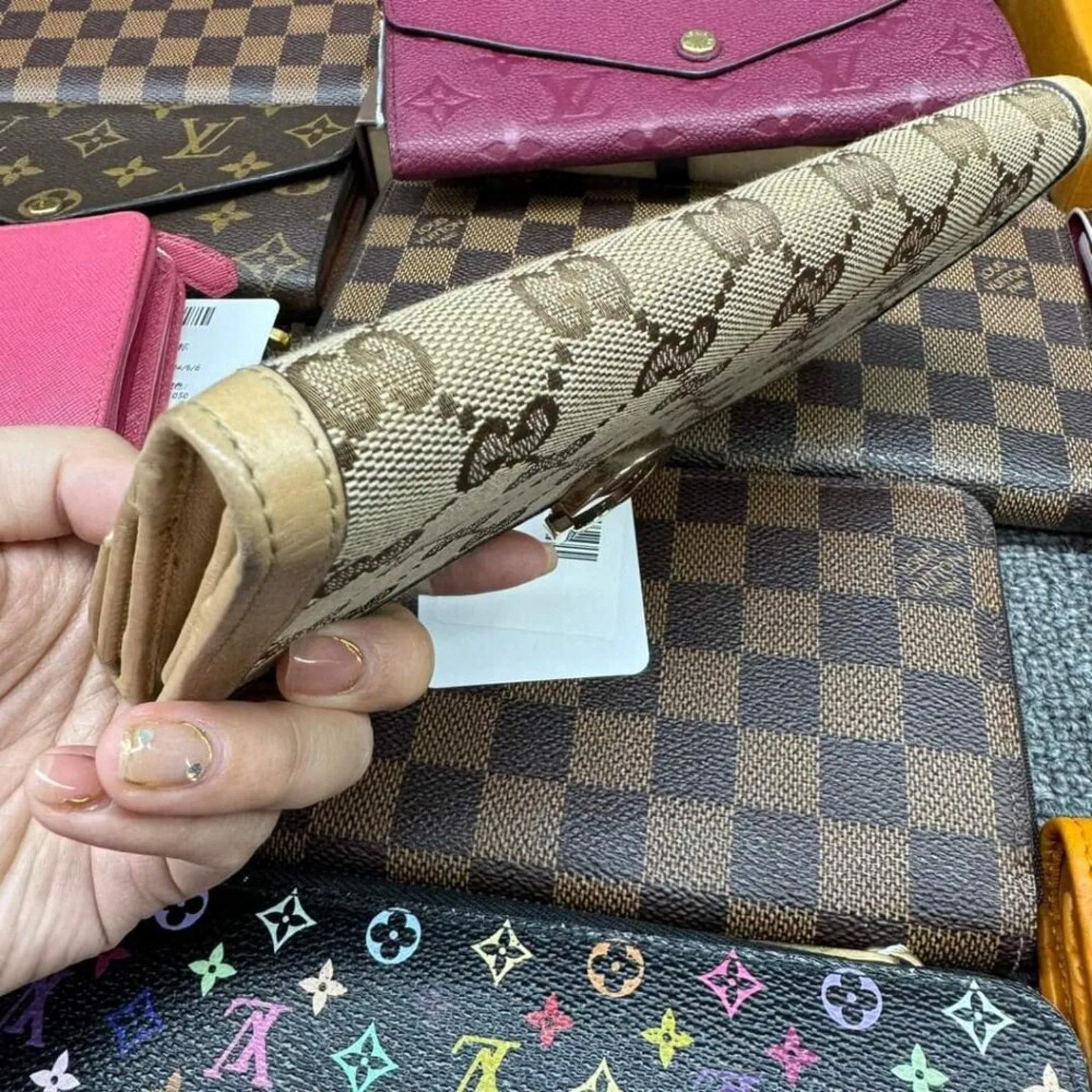 100% Authentic Gucci Leather Wallet