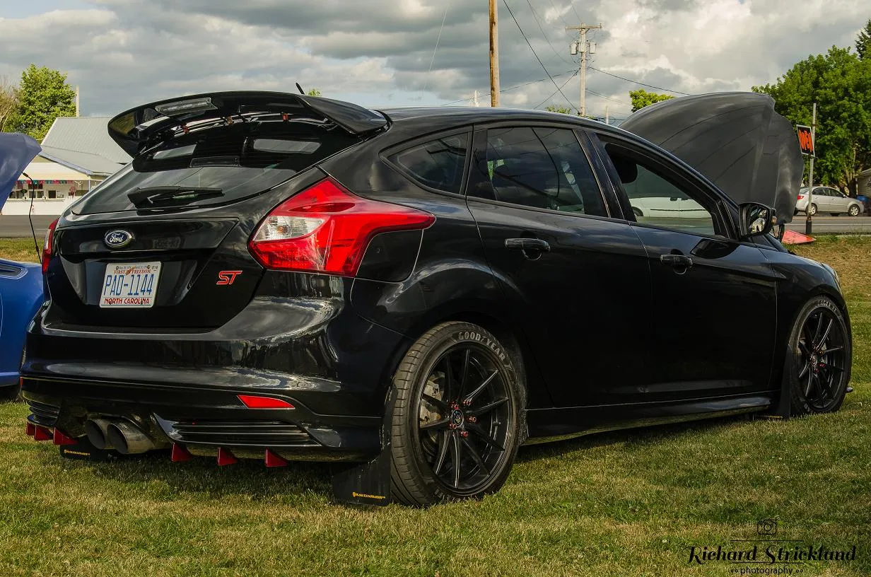 2013-2018 Ford Focus ST Wing Lift Kit