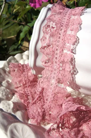 2¼" DUSTY ROSE FLORAL DOUBLE SIDED RUFFLE LACE TRIM