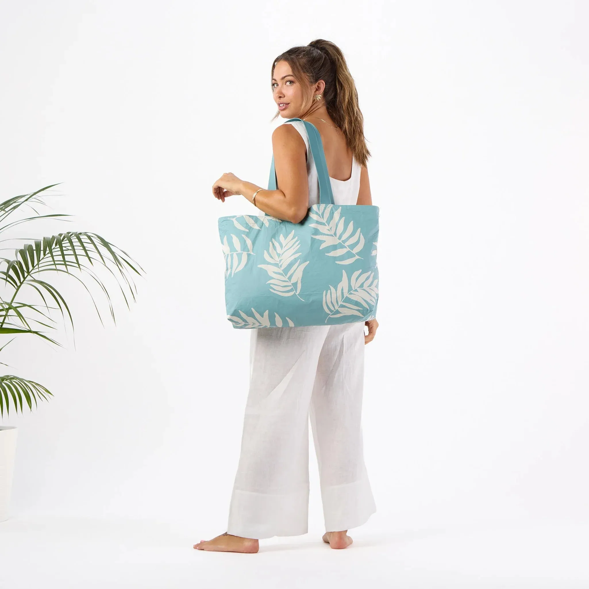 Aloha Adrift Holo Holo Tote Pink Salt On Tide