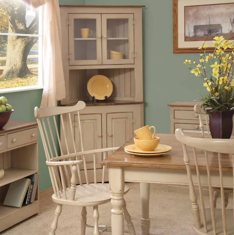 Amish Farmhouse Corner Cabinet (SHIPS OUT IN 4-8 Weeks)