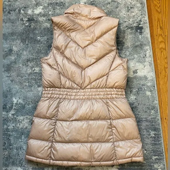 Athleta Banner Peak Down Vest in Nouveau Rose, SZ XS