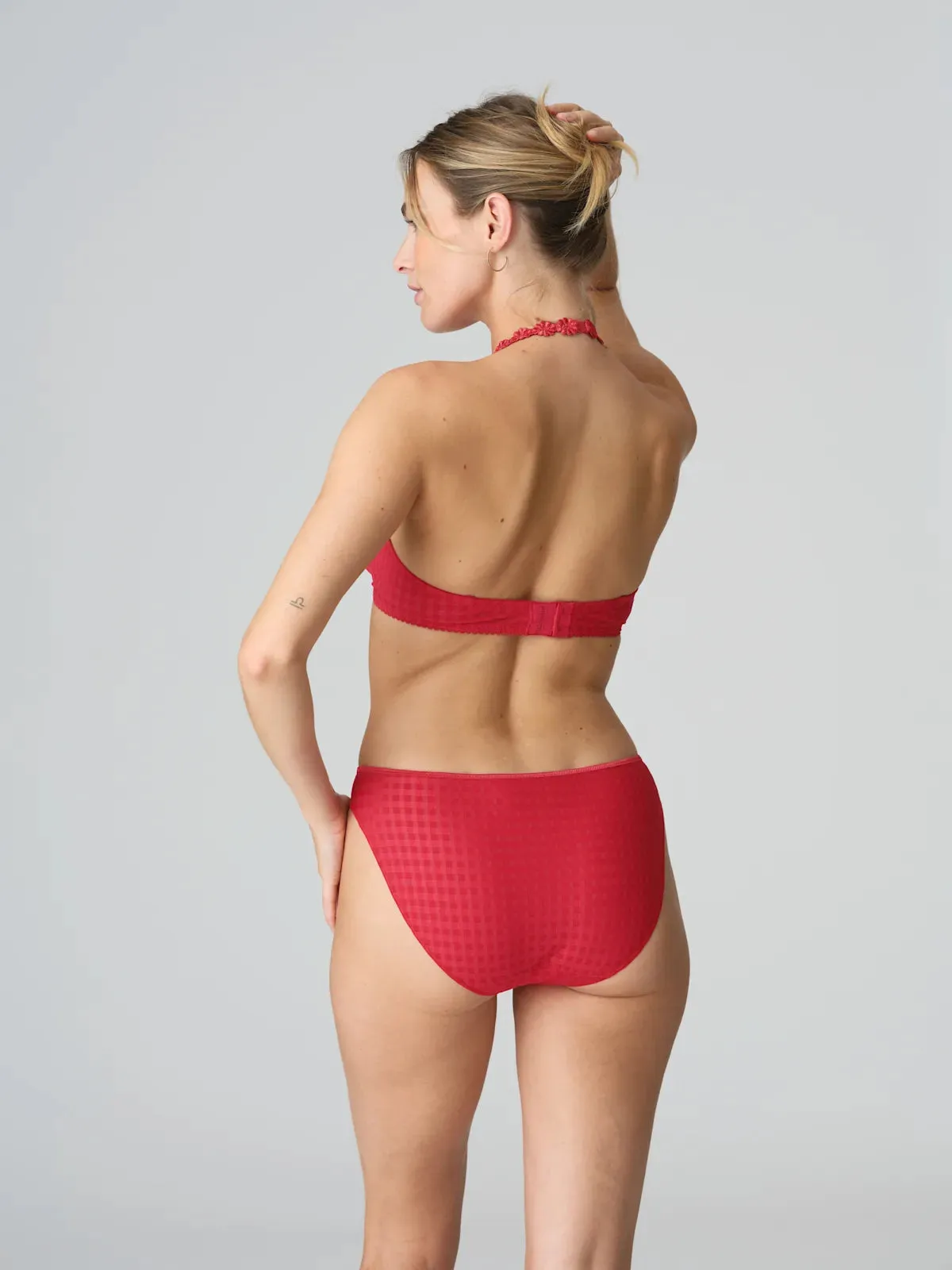 Avero Non Padded Full Cup Seamless Bra In Scarlet - Marie Jo