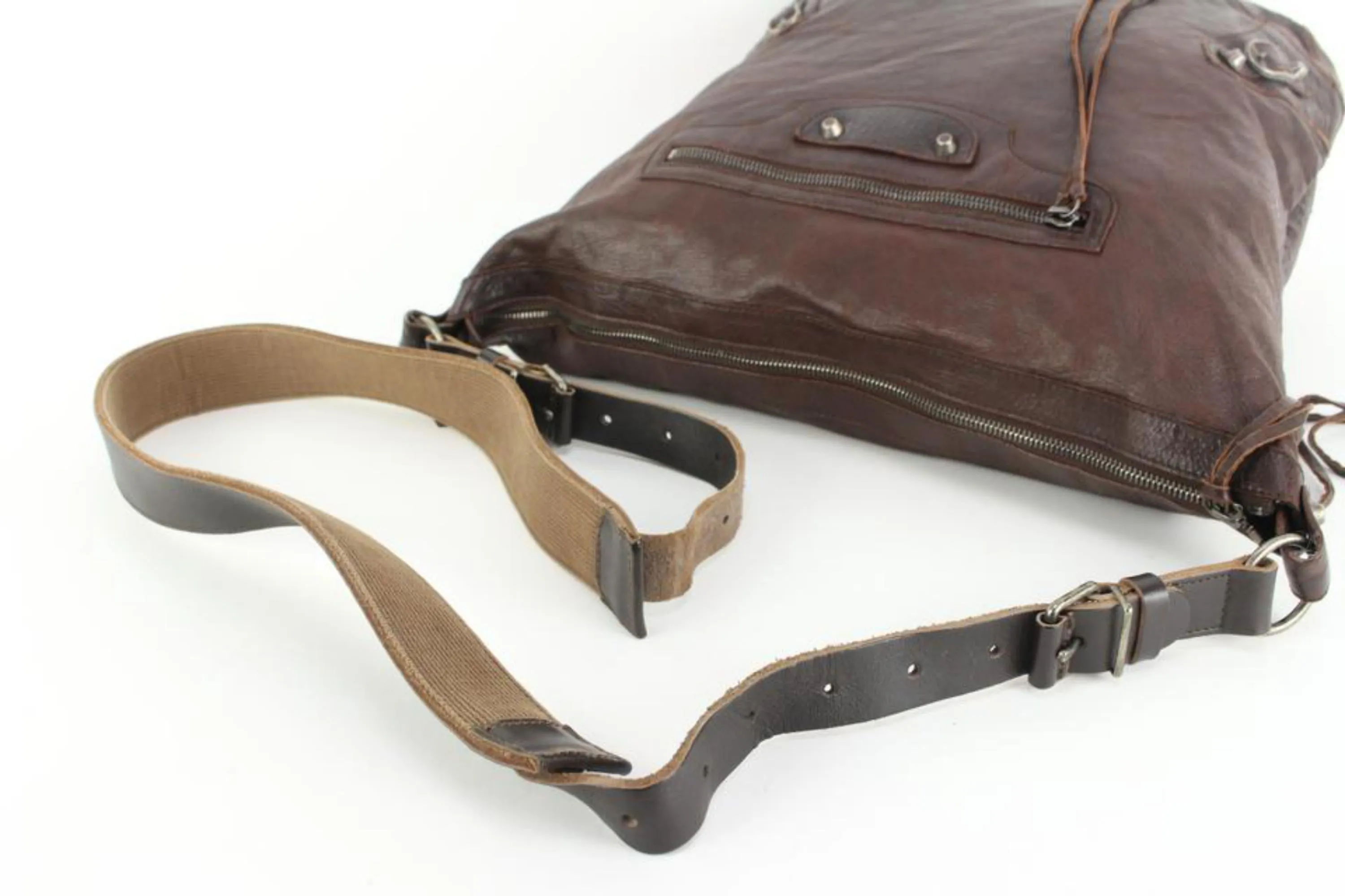 Balenciaga Chocolate Chevre Leather Men's Day Messenger Bag 30ba54s
