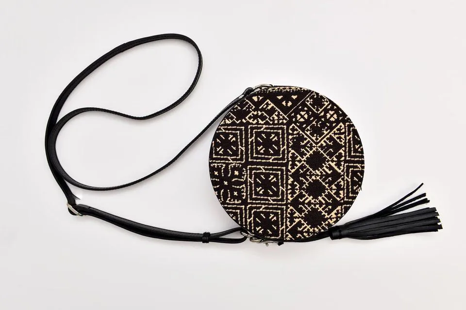 Batool Circle Bag Black