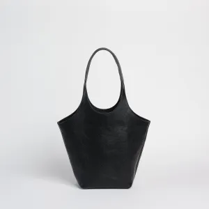 Big Ama in Black