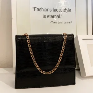 BILLINI Darla Shoulder Bag