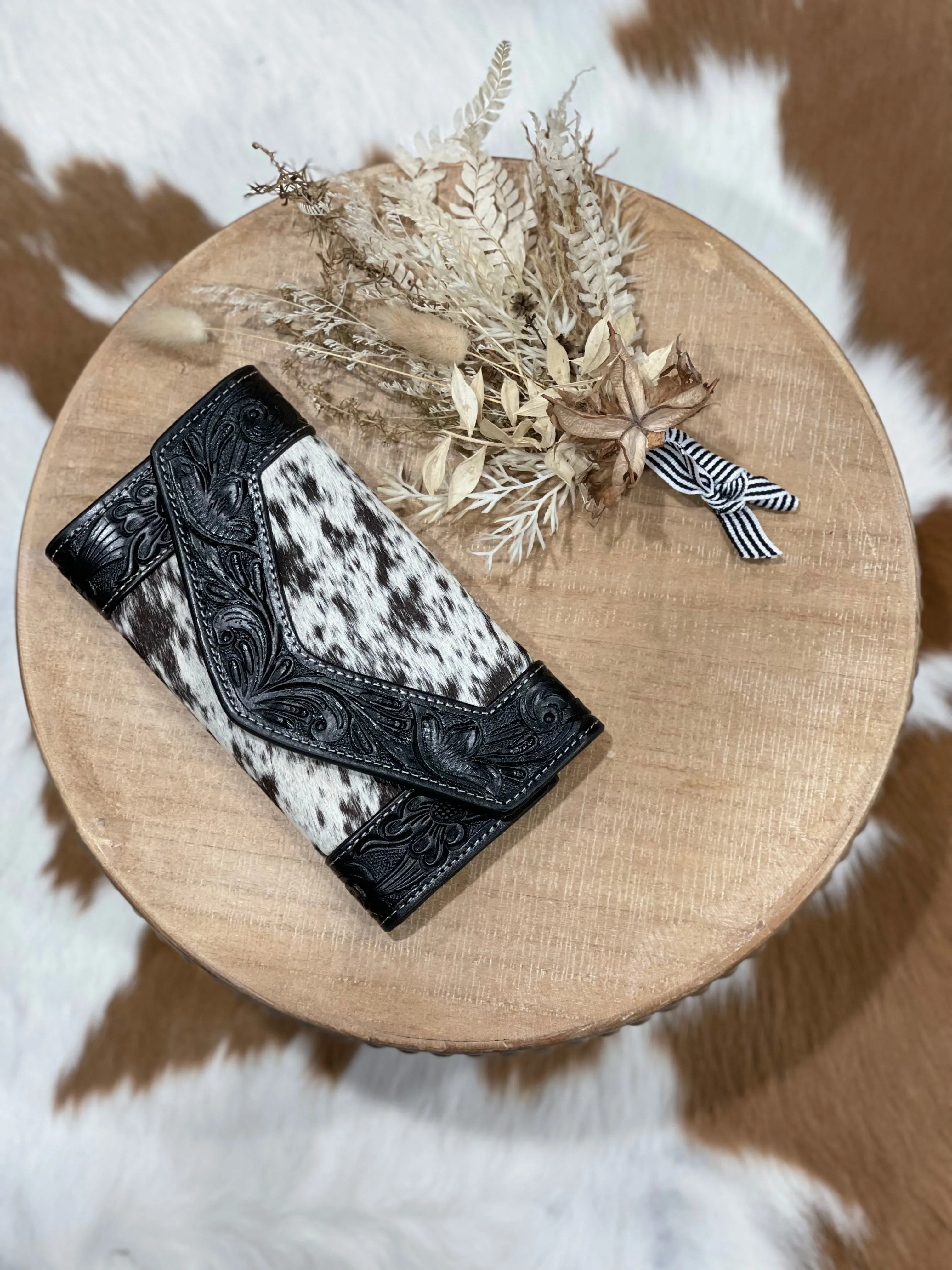 Boulia Cowhide and Leather Wallet