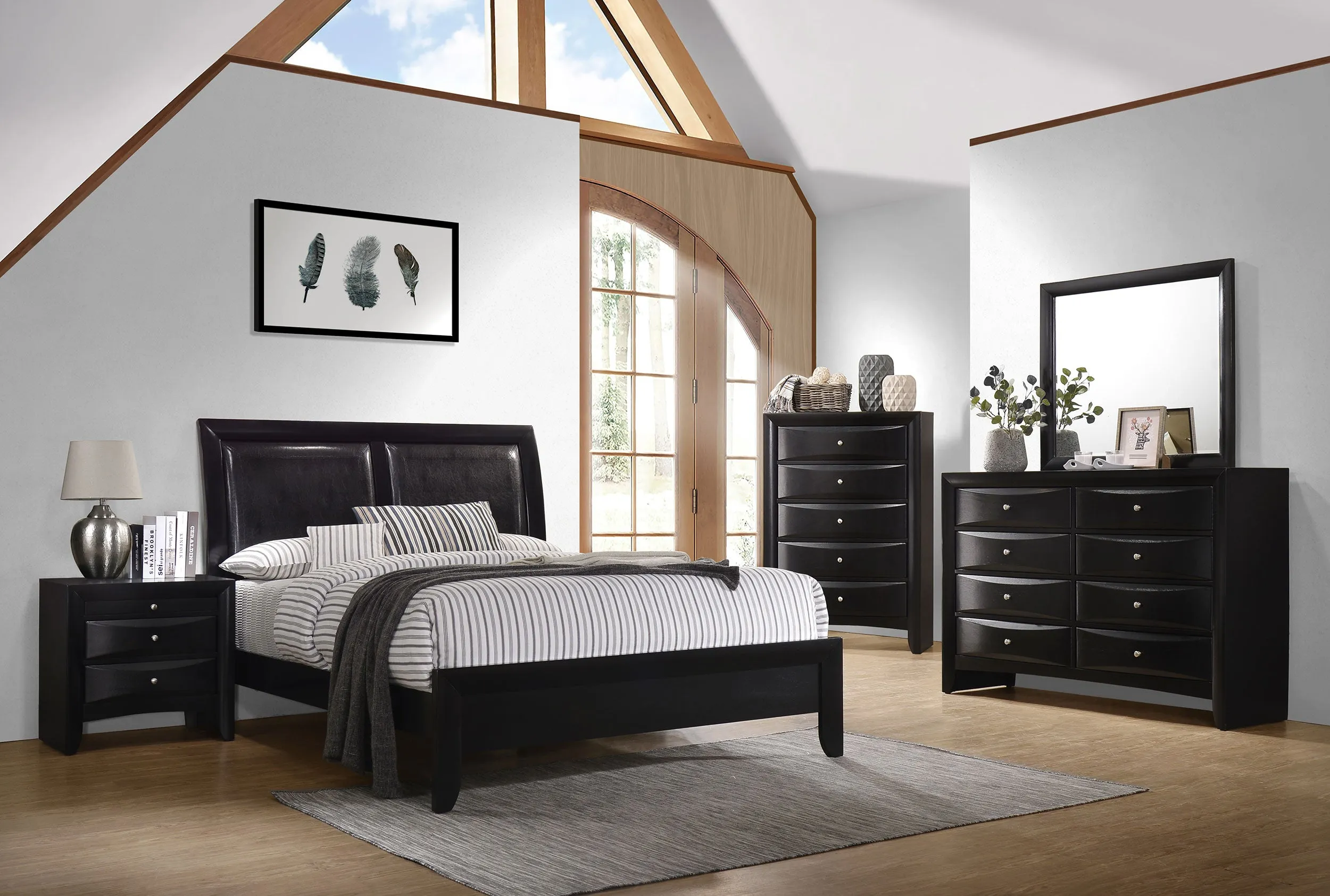 Briana 5-piece Eastern King Bedroom Set Black