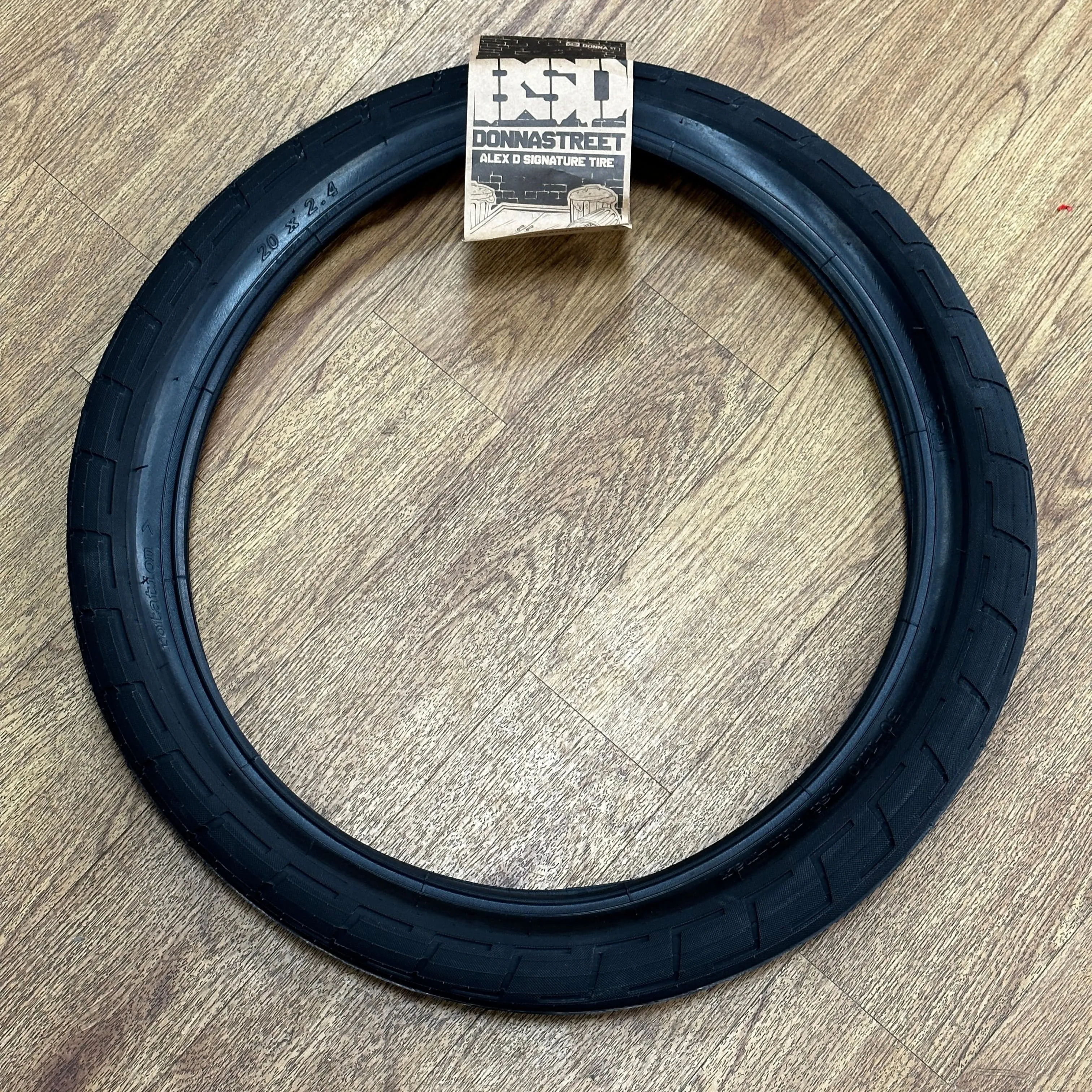 BSD Donnastreet Tyre Black