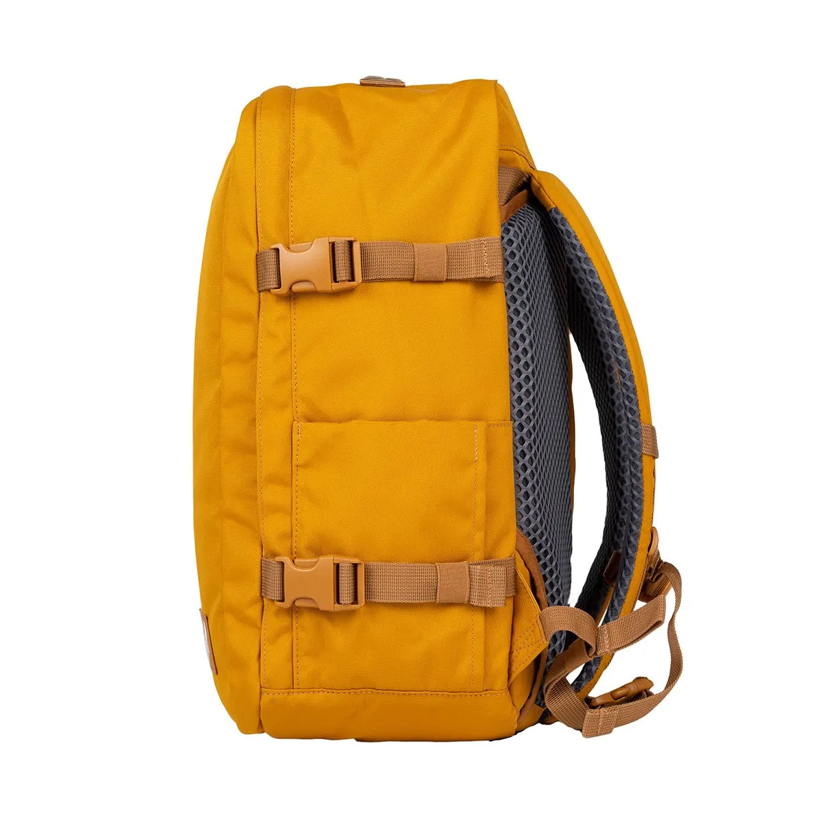 CabinZero Classic Plus 32L (Orange Chill)