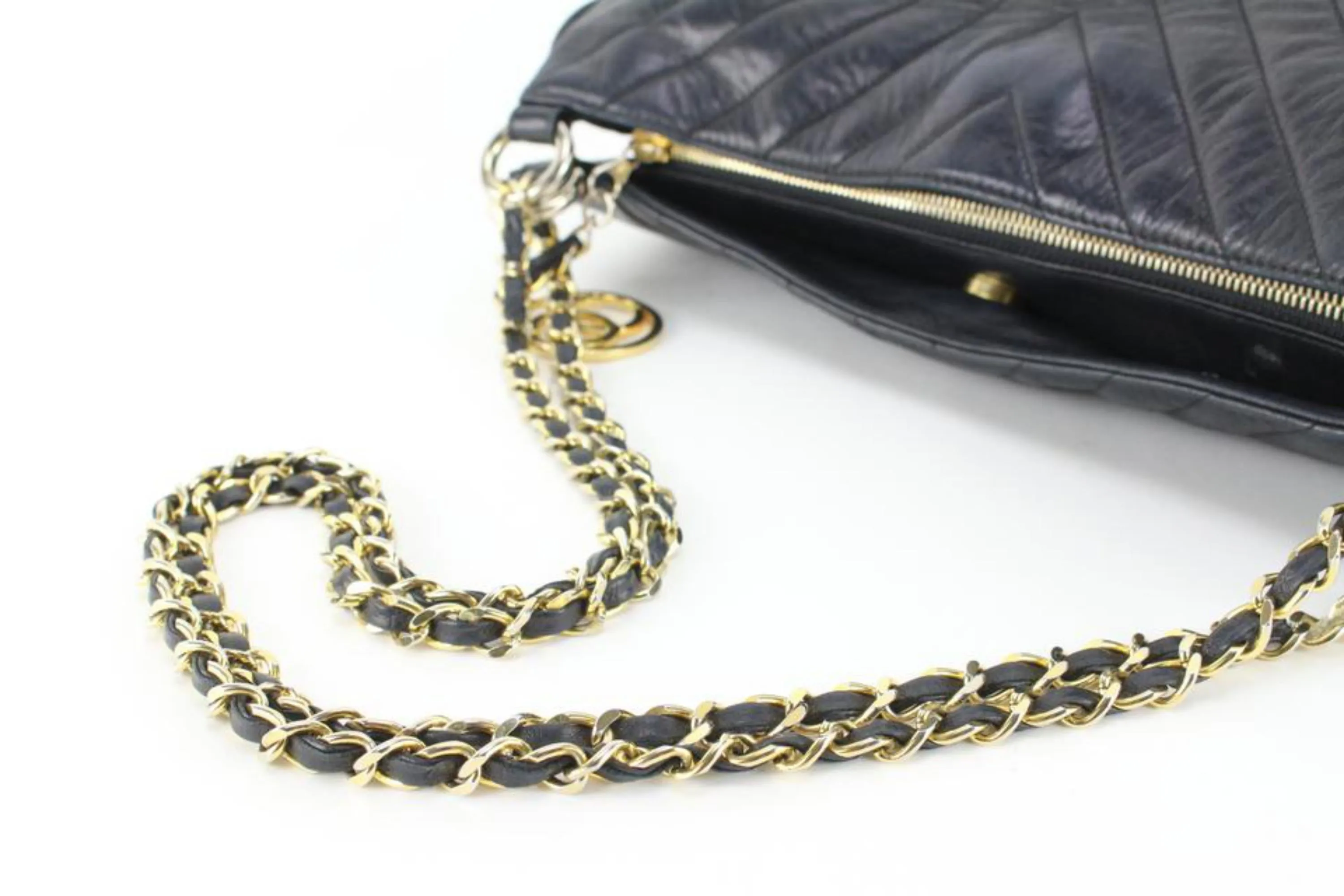 Chanel Quilted Chevron Lambskin Chain Shoulder Bag 60ck816s