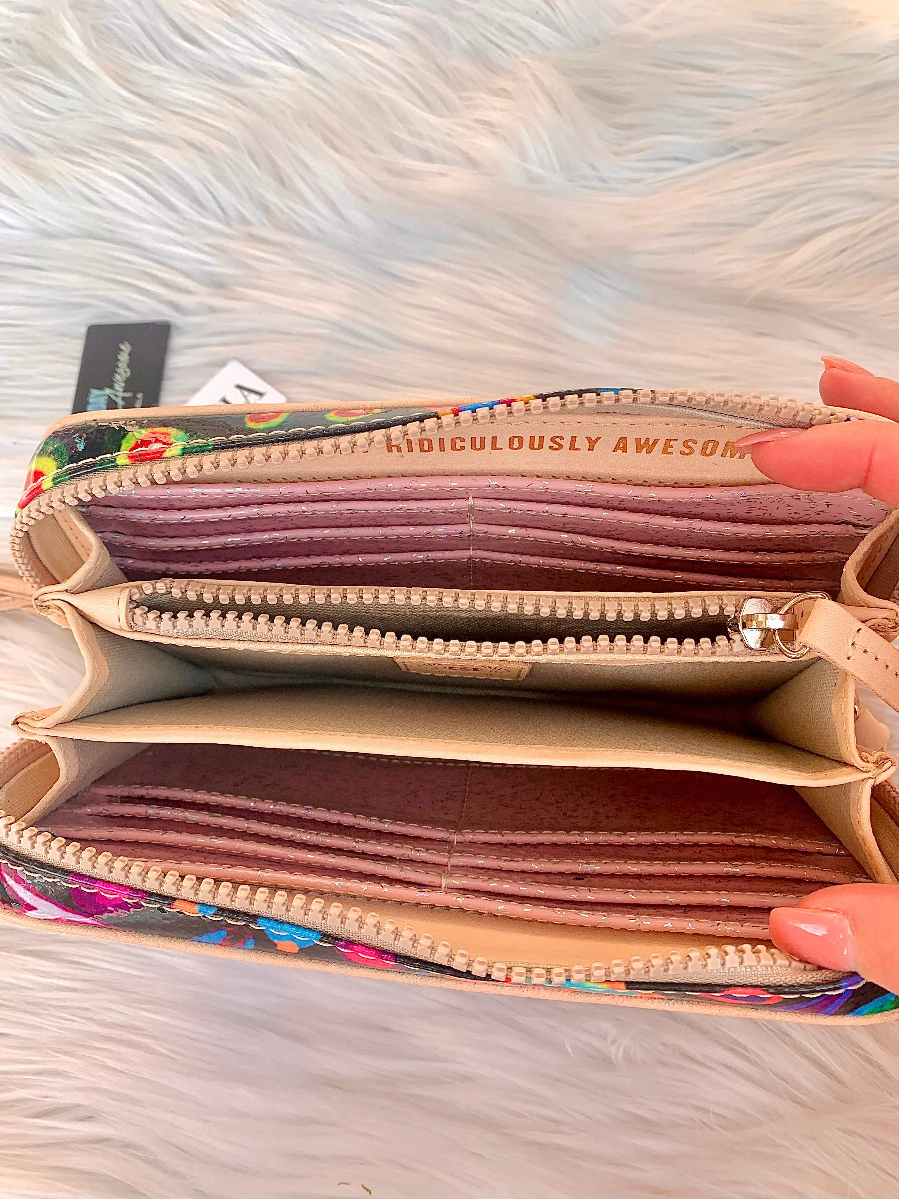 CONSUELA - Wristlet Wallet - Black Swirly