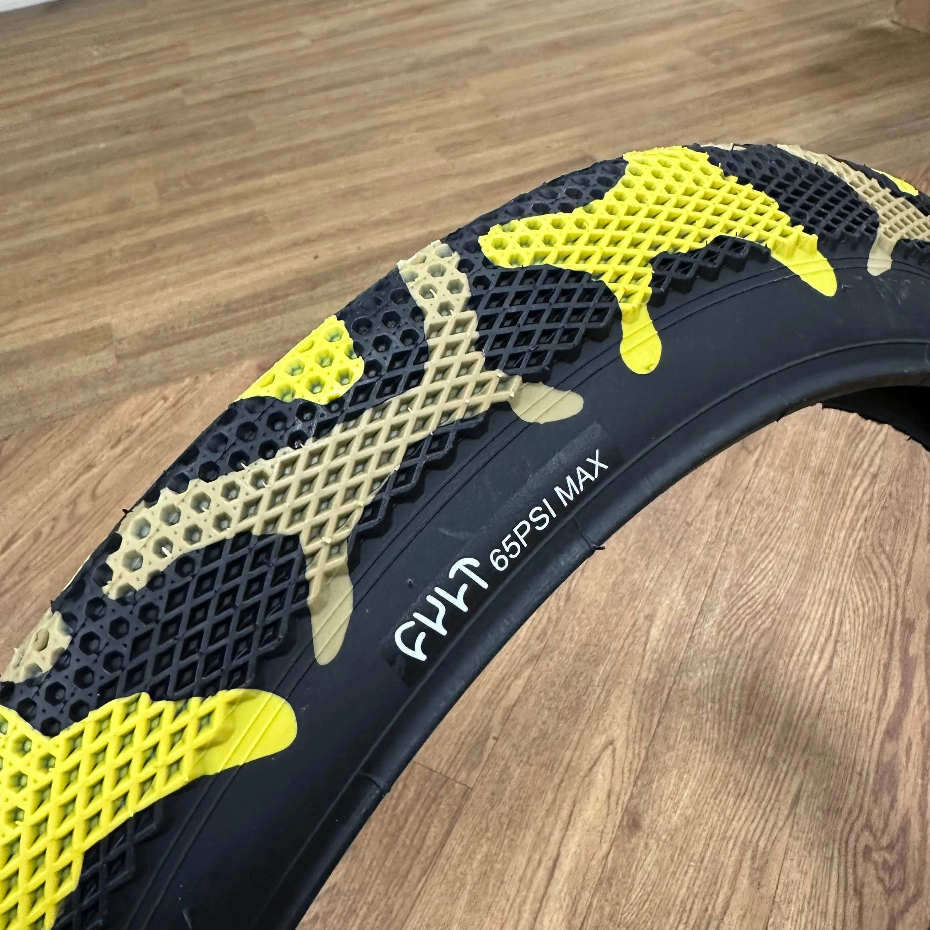 Cult x Vans 20 inch Tyre Yellow Camo