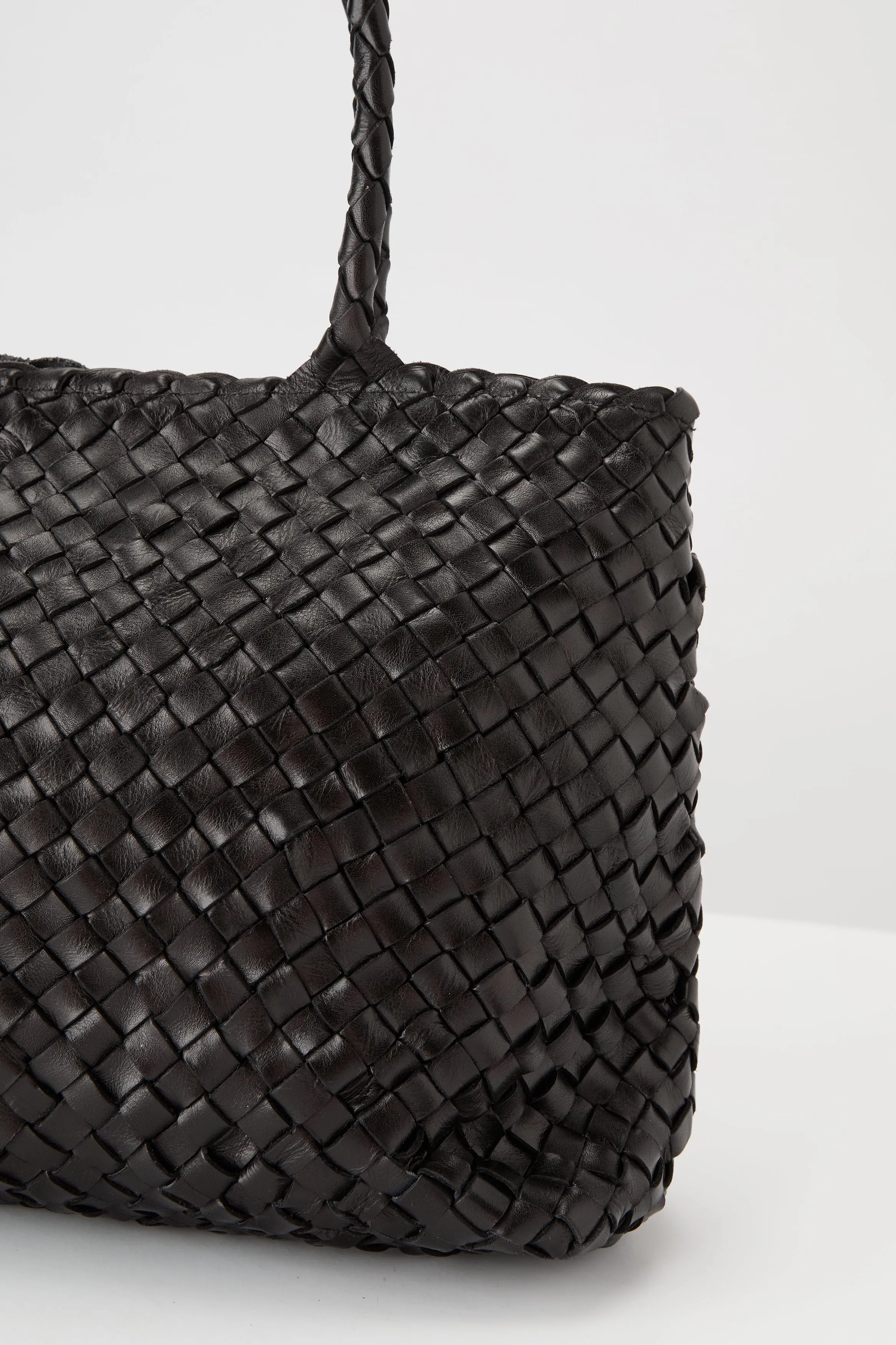 Dragon Diffusion Vintage Mesh Tote