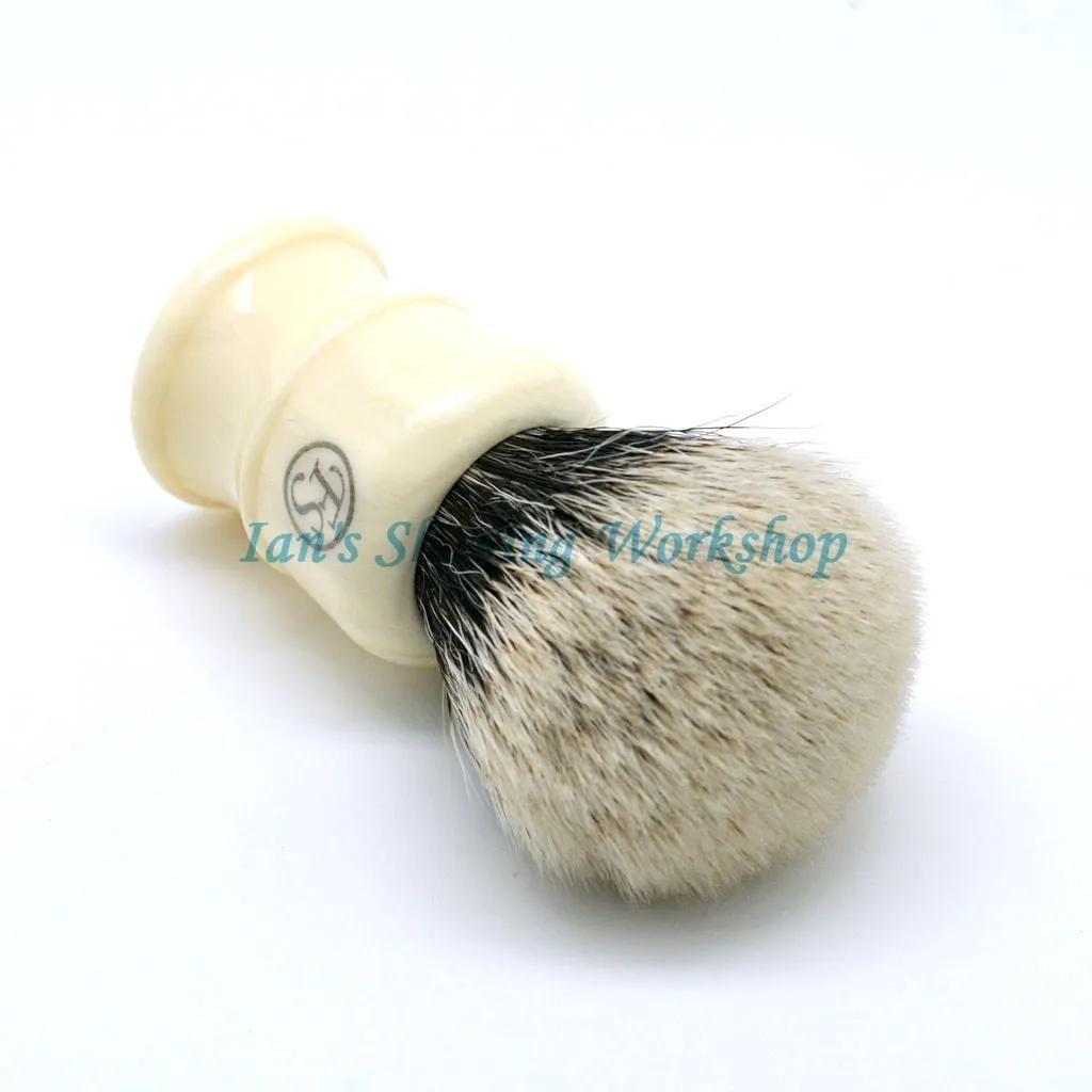Finest Badger Hair Shaving Brush FI26-FI33 47MM LOFT