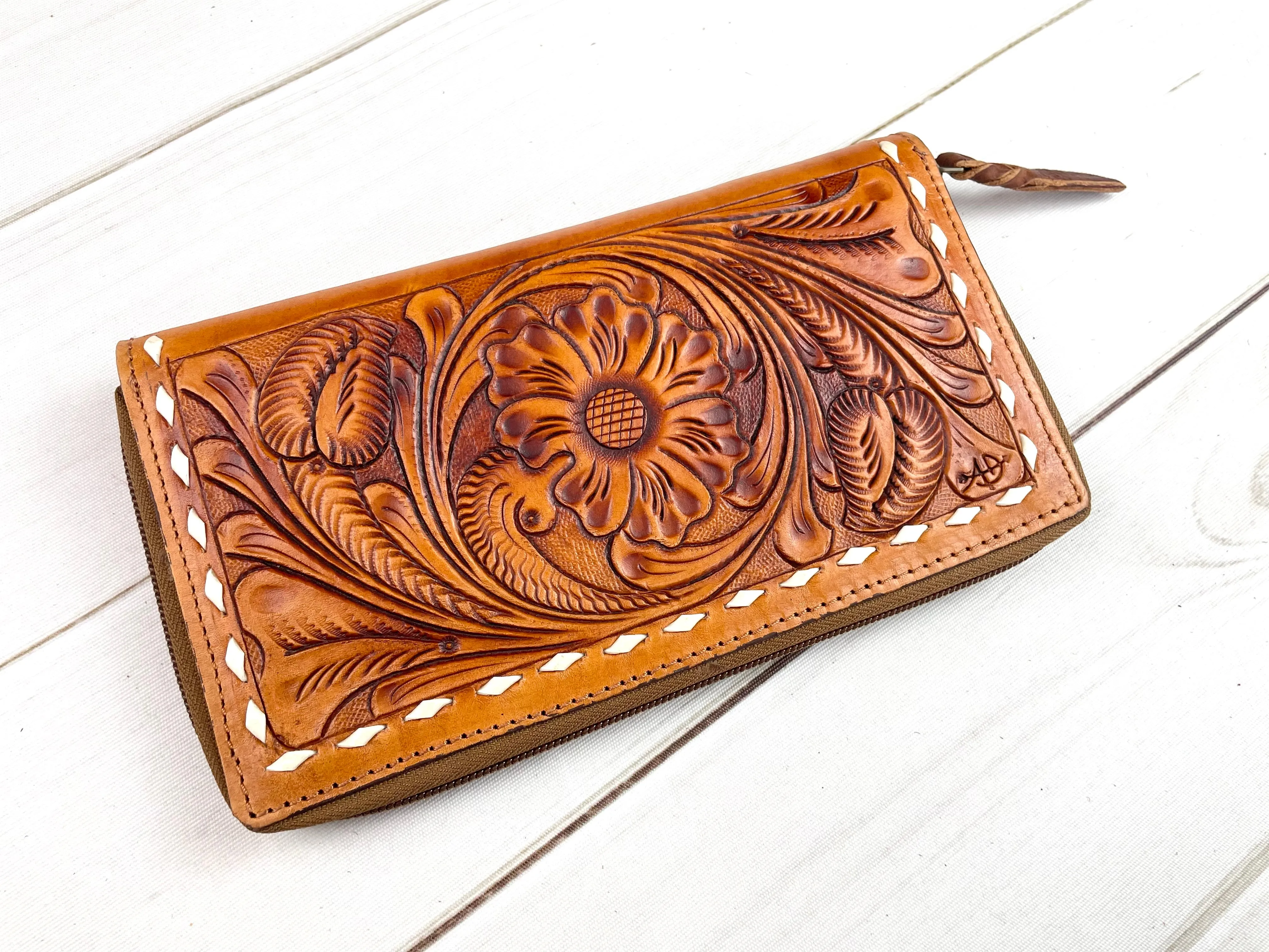Floral Tooled Leather Buckstitch Zipper Wallet