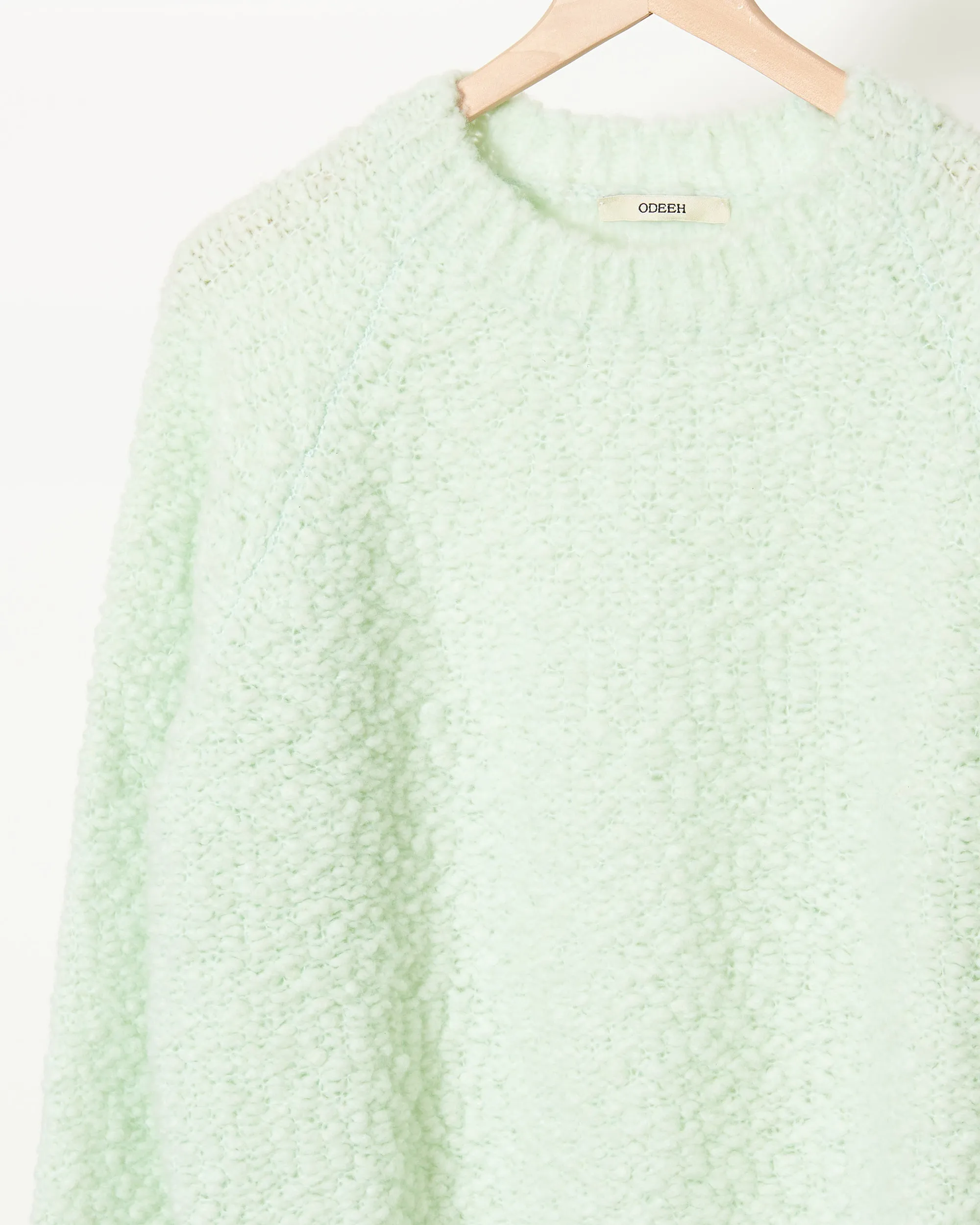 Fluffy Wick-Yarn Pullover