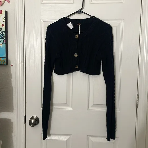 Free People Sadie Cable crop Cardigan Black Size Medium
