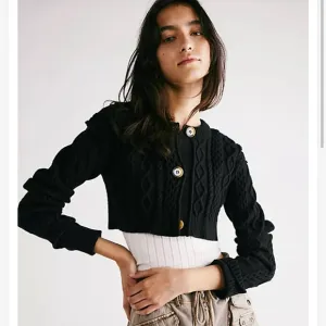 Free People Sadie Cable crop Cardigan Black Size Medium