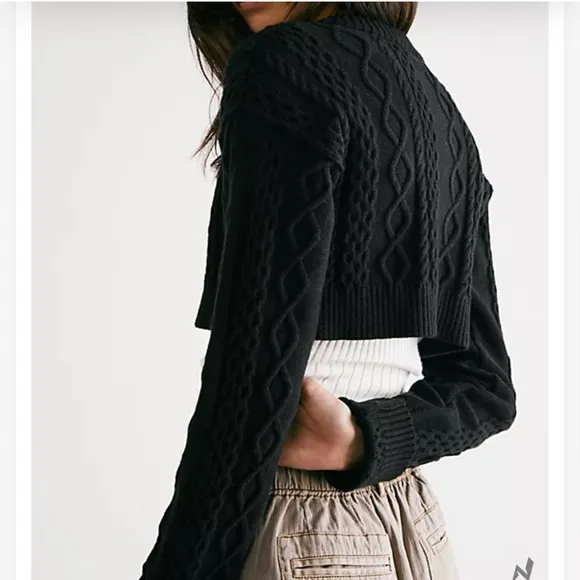 Free People Sadie Cable crop Cardigan Black Size Medium
