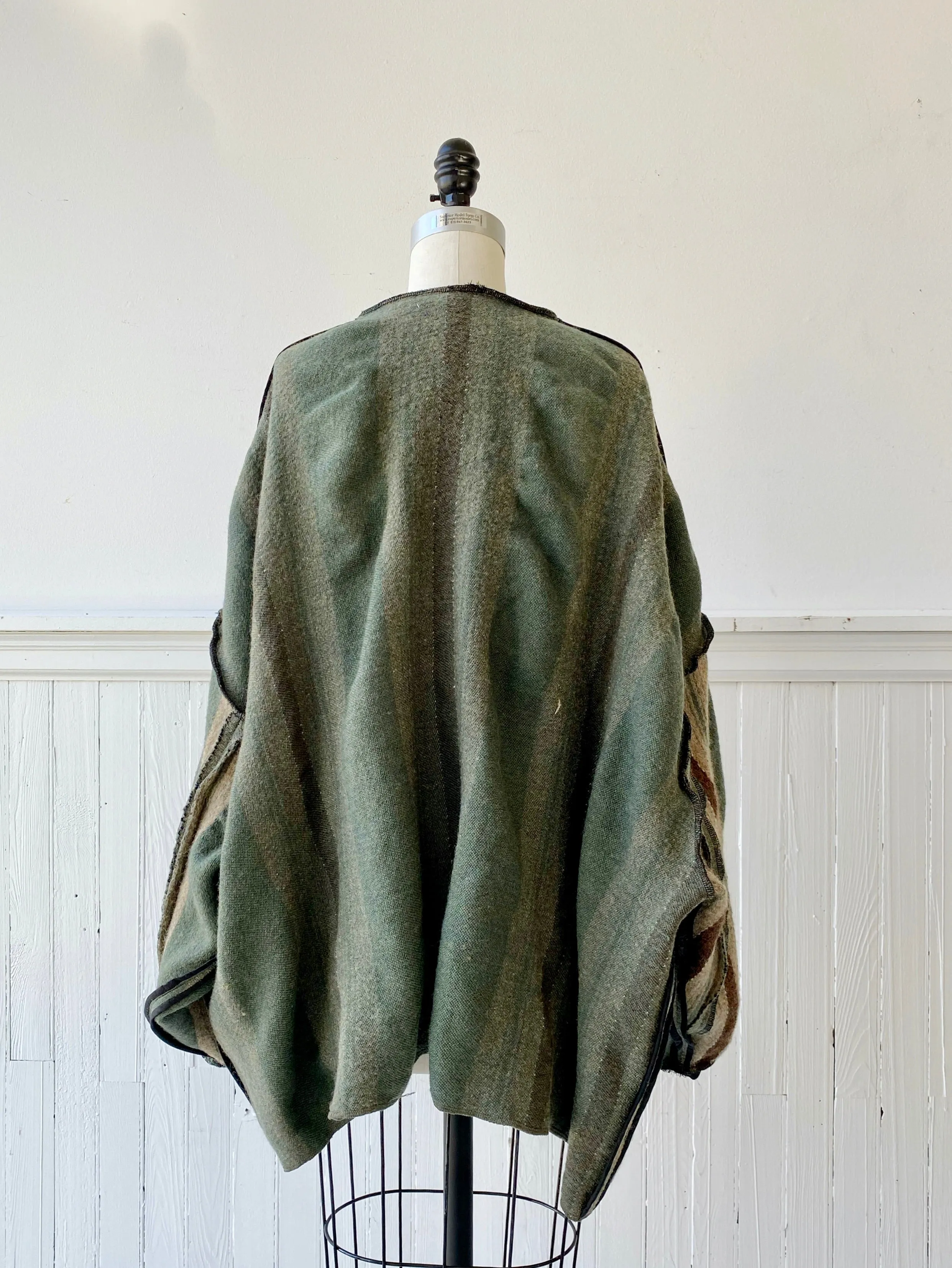 Gilded Age shrunken blanket sweatshirt