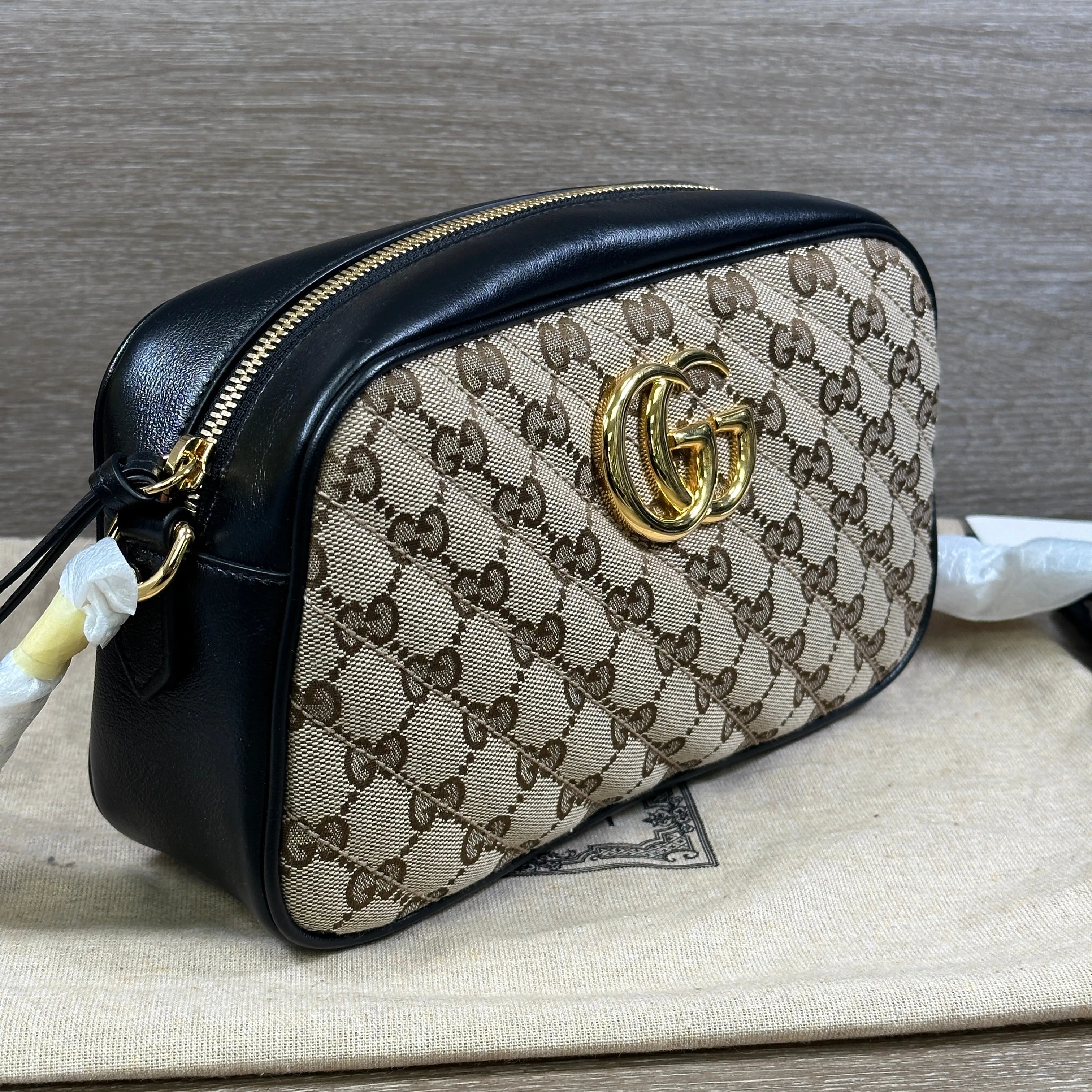 Gucci Canvas GG Marmont Crossbody Shoulder Bag - Black