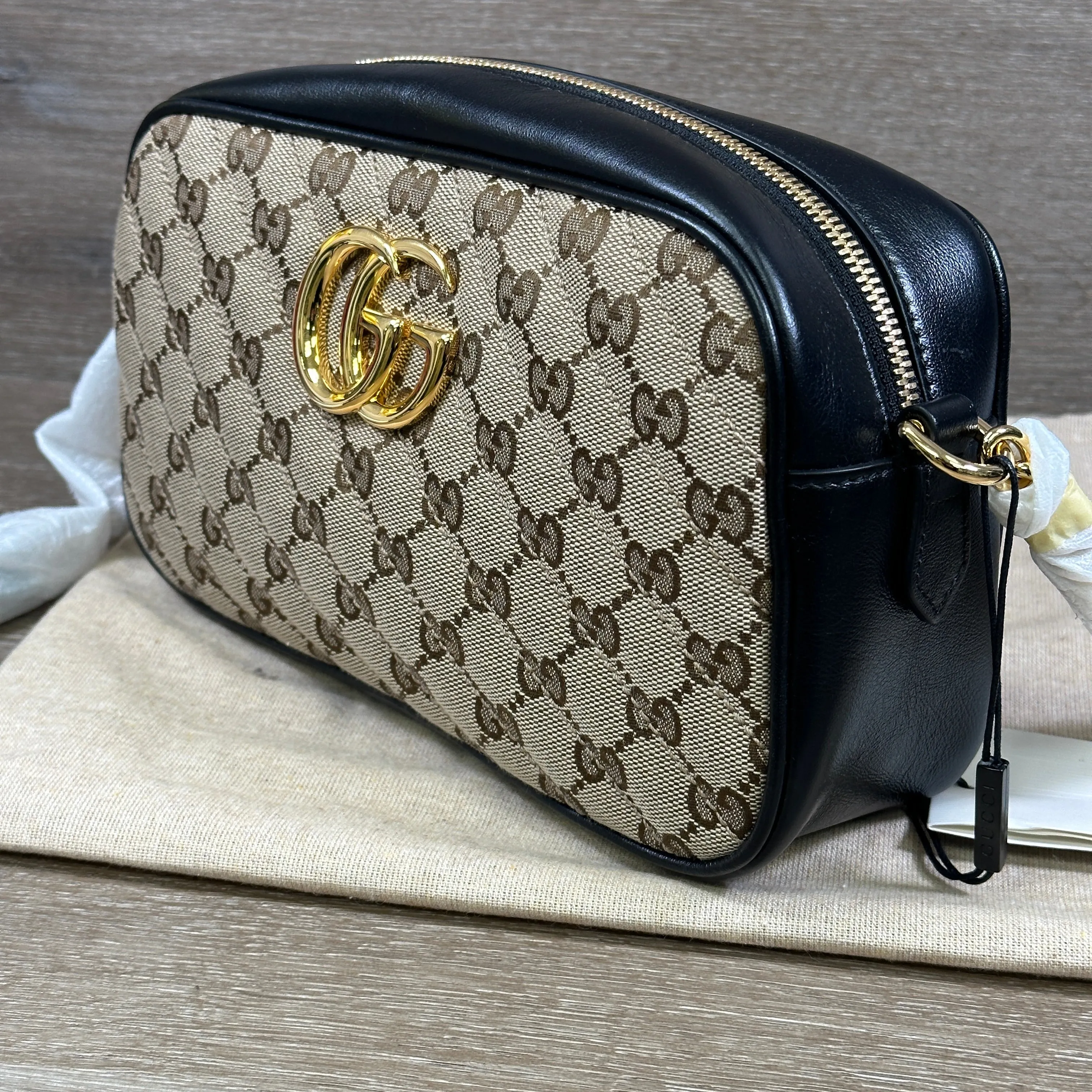 Gucci Canvas GG Marmont Crossbody Shoulder Bag - Black