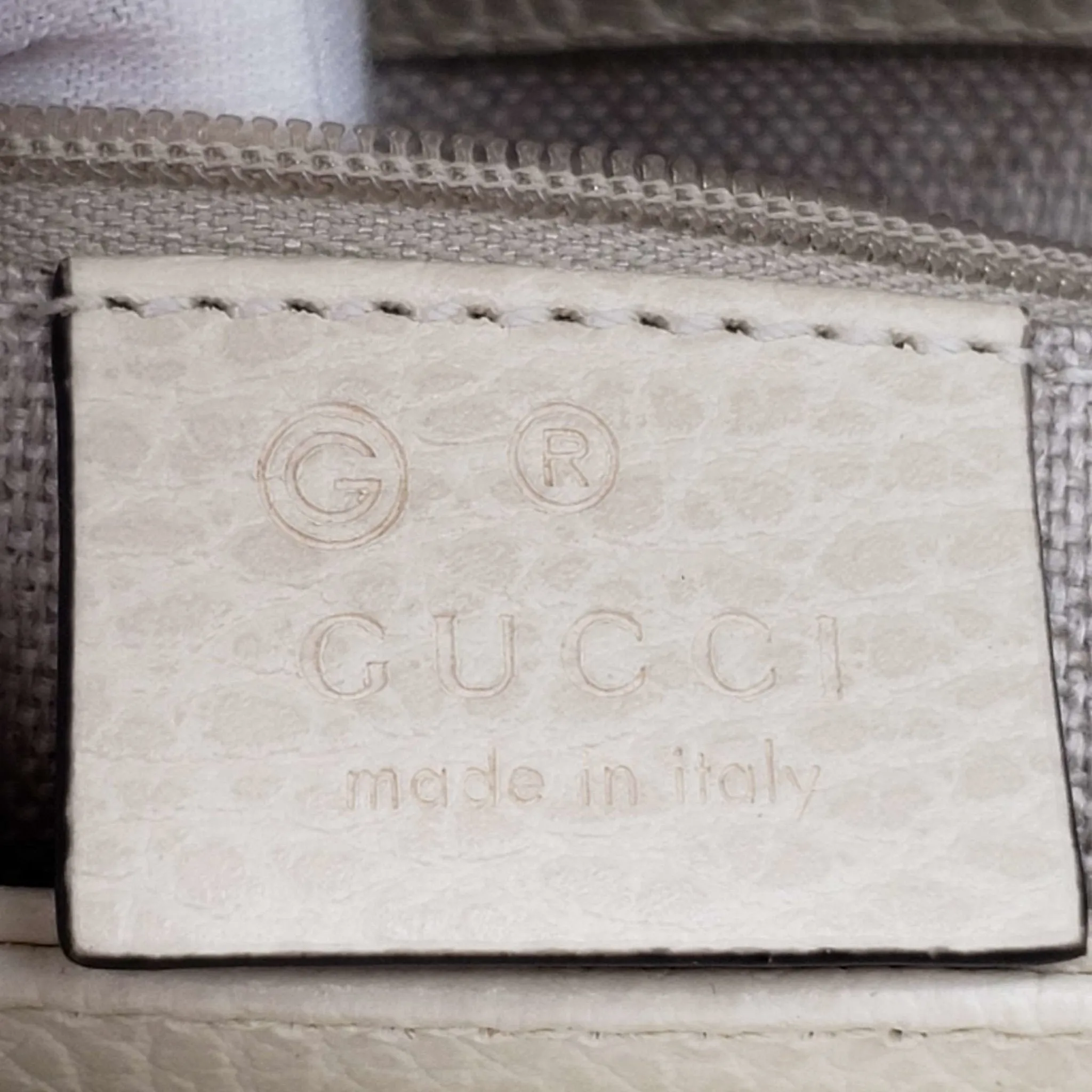 Gucci GG Interlocking Small Shoulder Bag