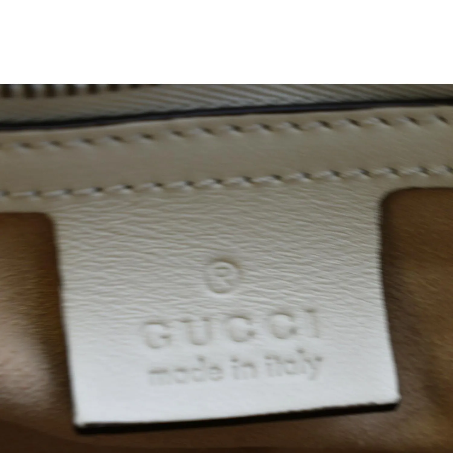 GUCCI  GG Marmont Large Matelasse Leather Shoulder Bag White 498090