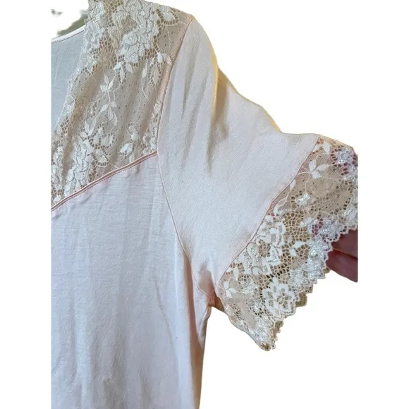 Hanro Pink Lace Trim Nightgown Short Sleeves V Neck Medium