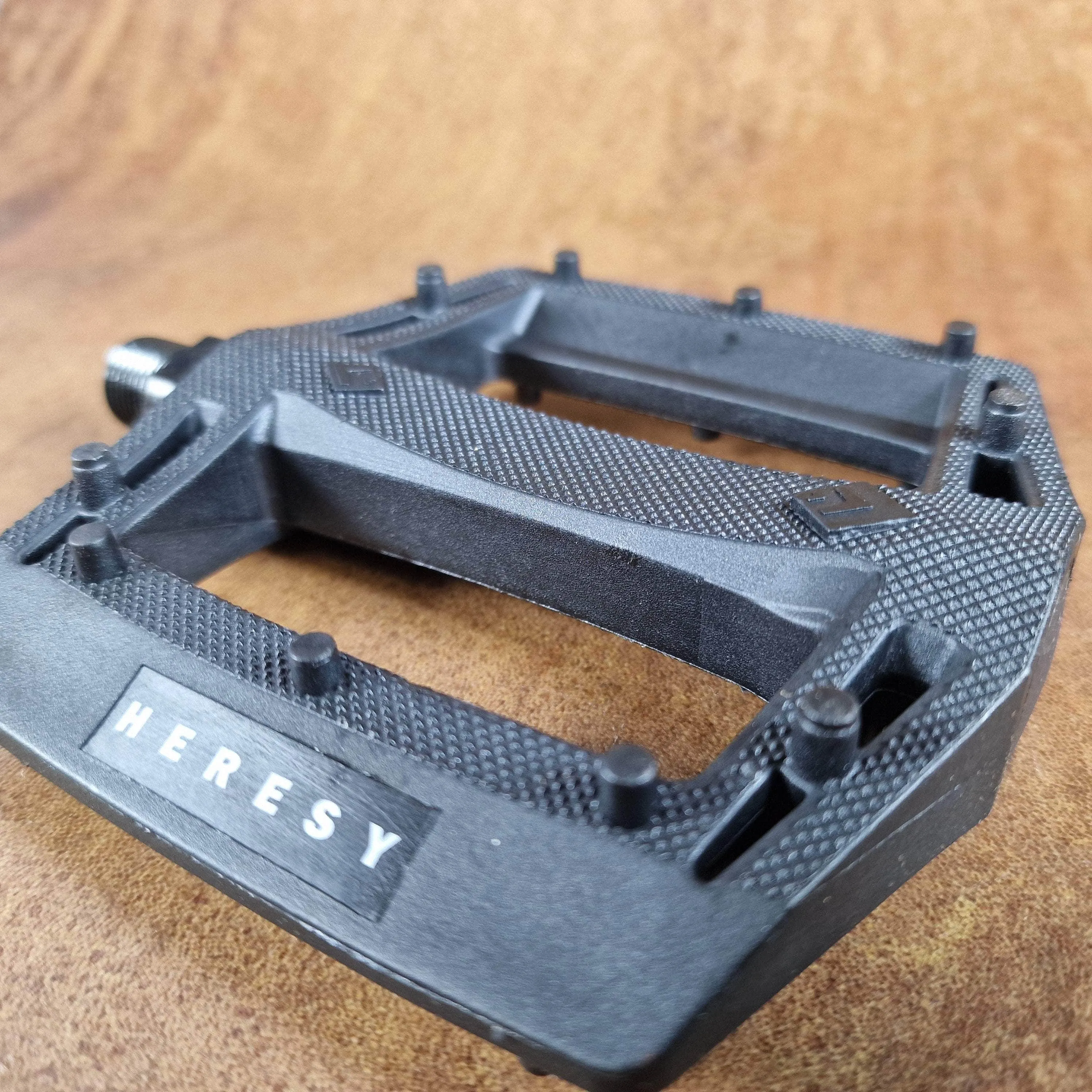 Heresy Arrows Pedals
