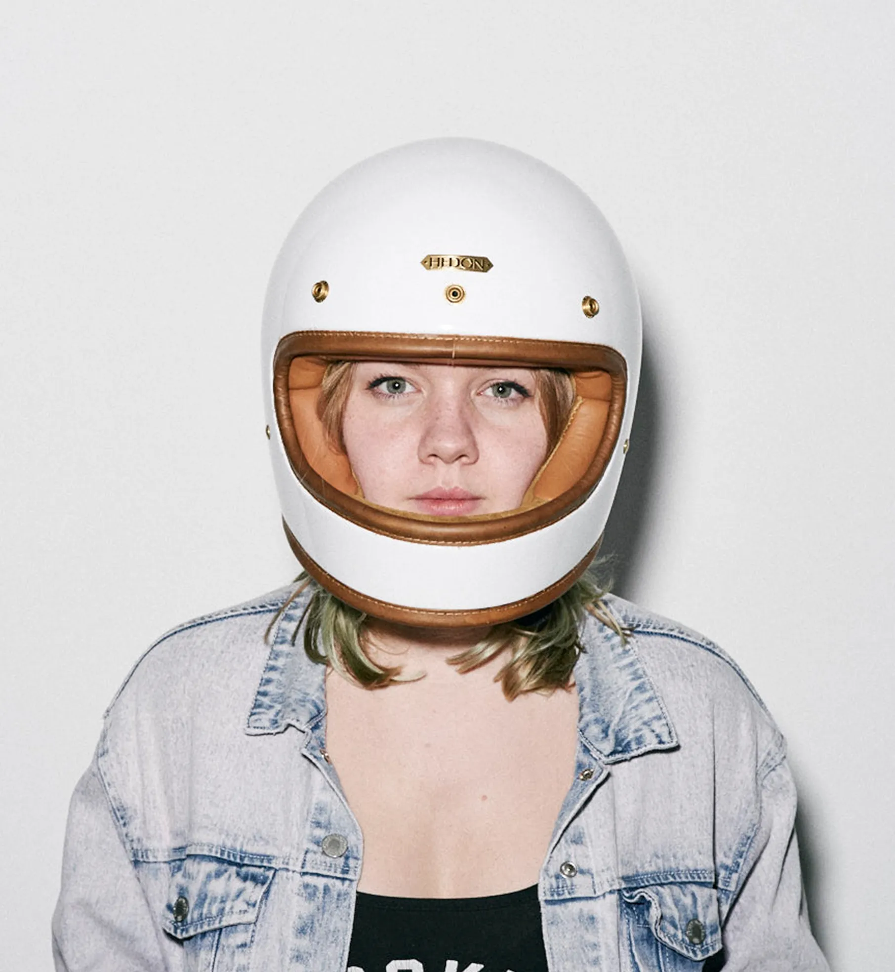 Heroine Classic Knight White | DOT | Last Chance