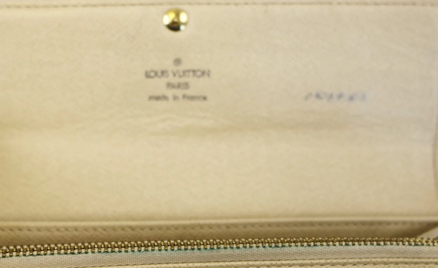 LOUIS VUITTON Damier Azur Sarah Wallet