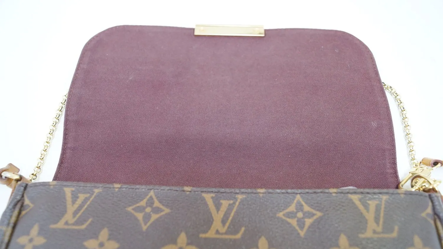 LOUIS VUITTON Monogram Canvas Favorite MM Crossbody Bag