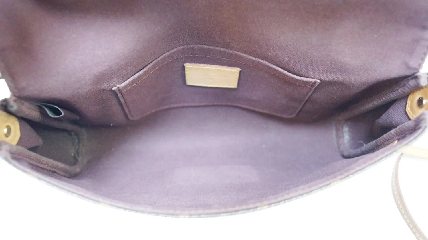 LOUIS VUITTON Monogram Canvas Favorite MM Crossbody Bag
