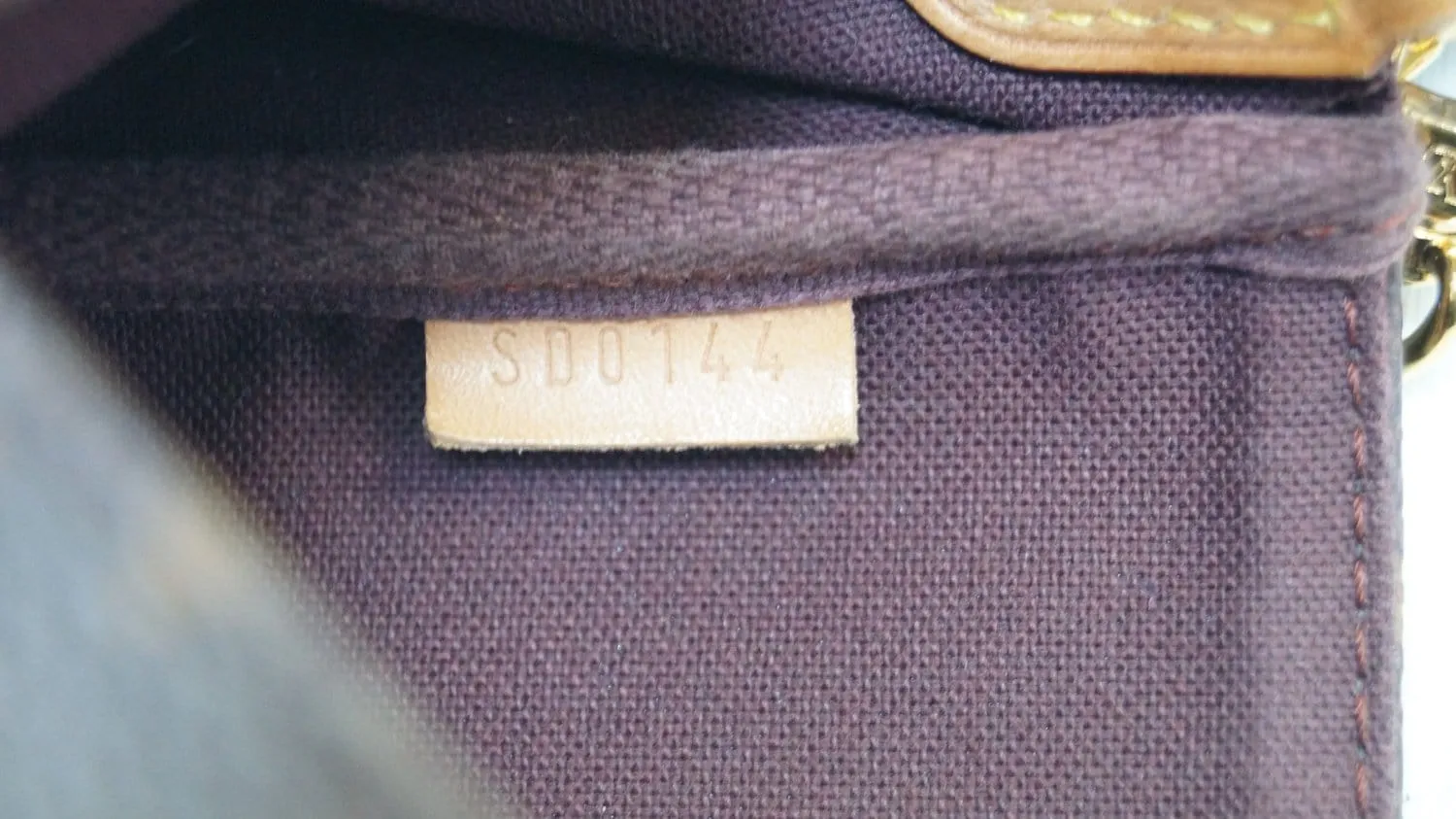 LOUIS VUITTON Monogram Canvas Favorite MM Crossbody Bag
