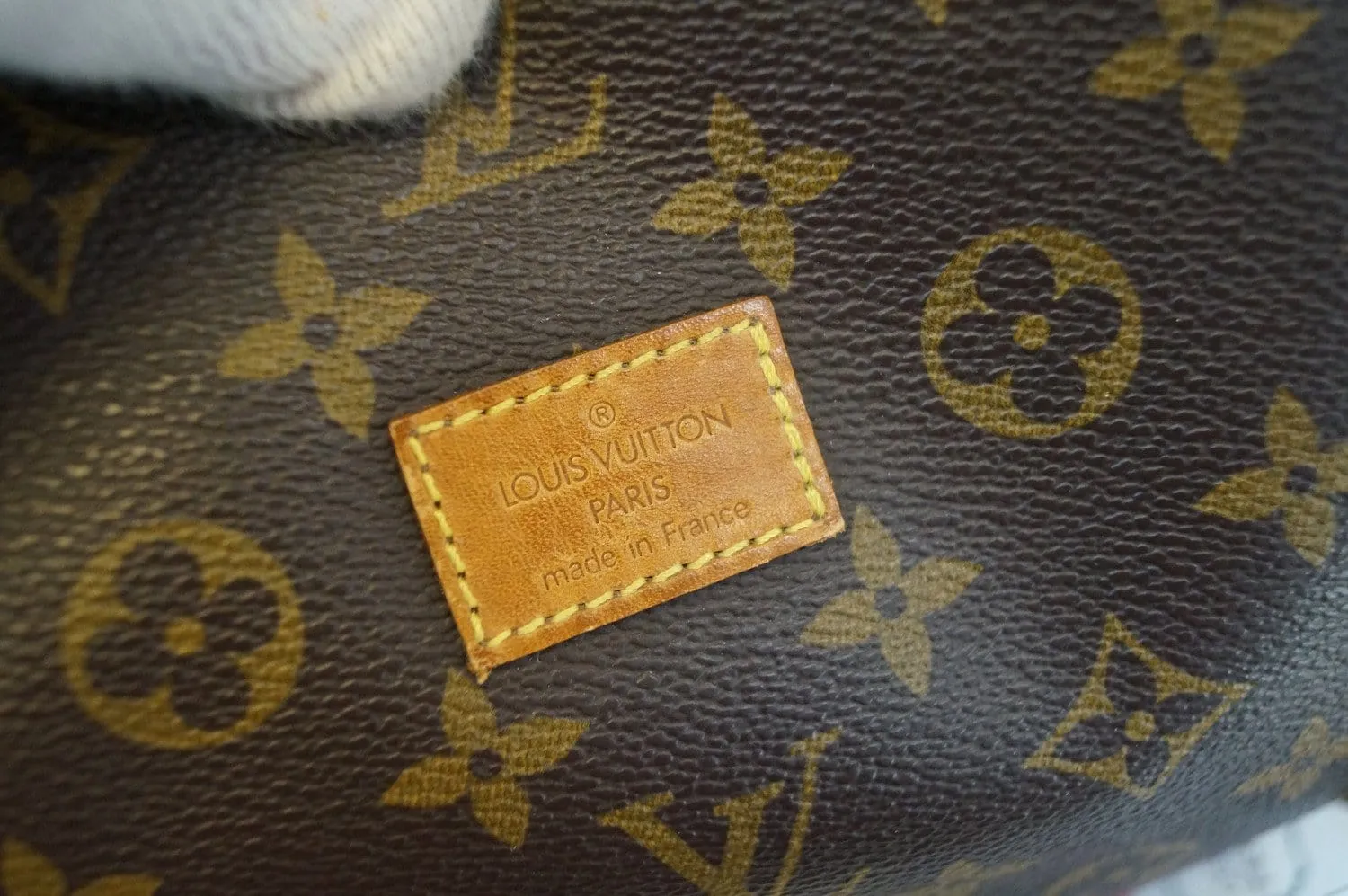 LOUIS VUITTON Monogram Canvas Saumur 43 Shoulder Bag