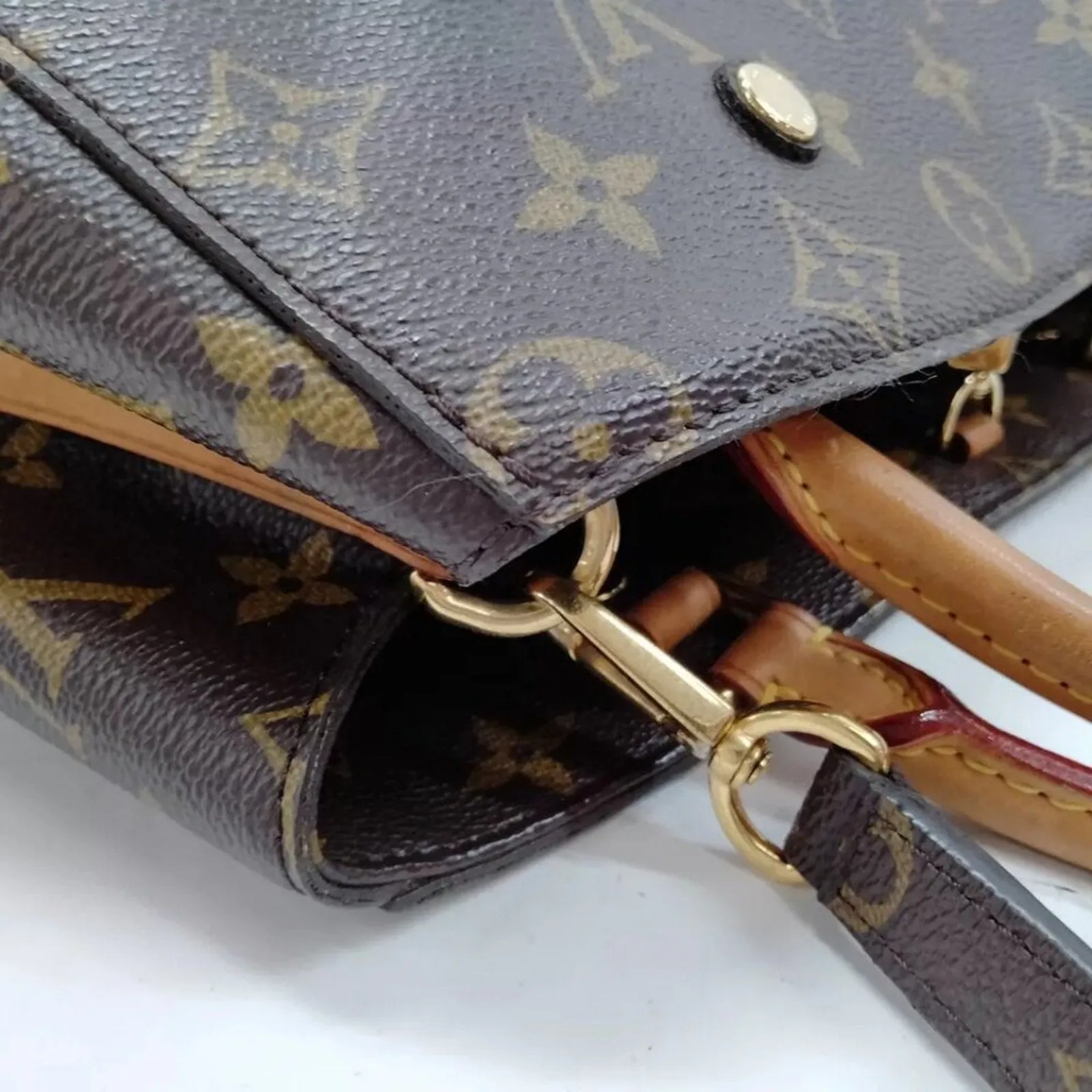 Louis Vuitton Montaigne MM Brown Monogram Hand Bag