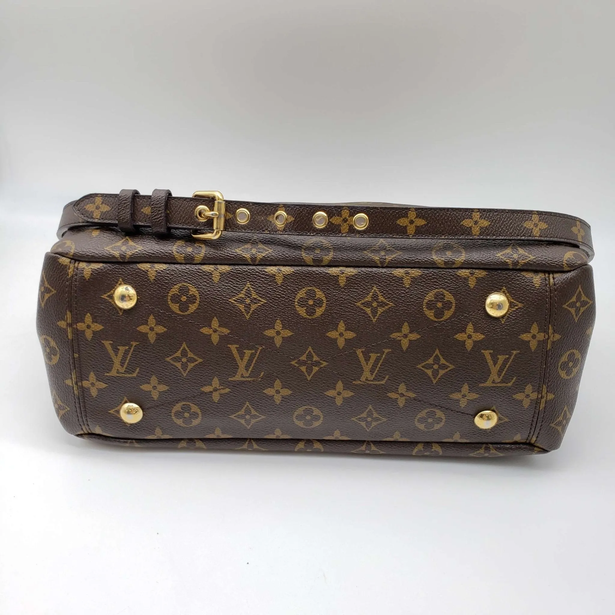Louis Vuitton Pallas MM Monogram Shoulder Bag