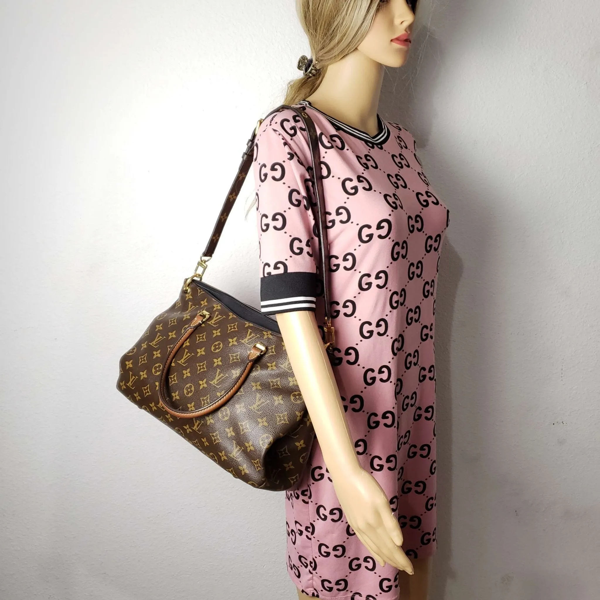 Louis Vuitton Pallas MM Monogram Shoulder Bag