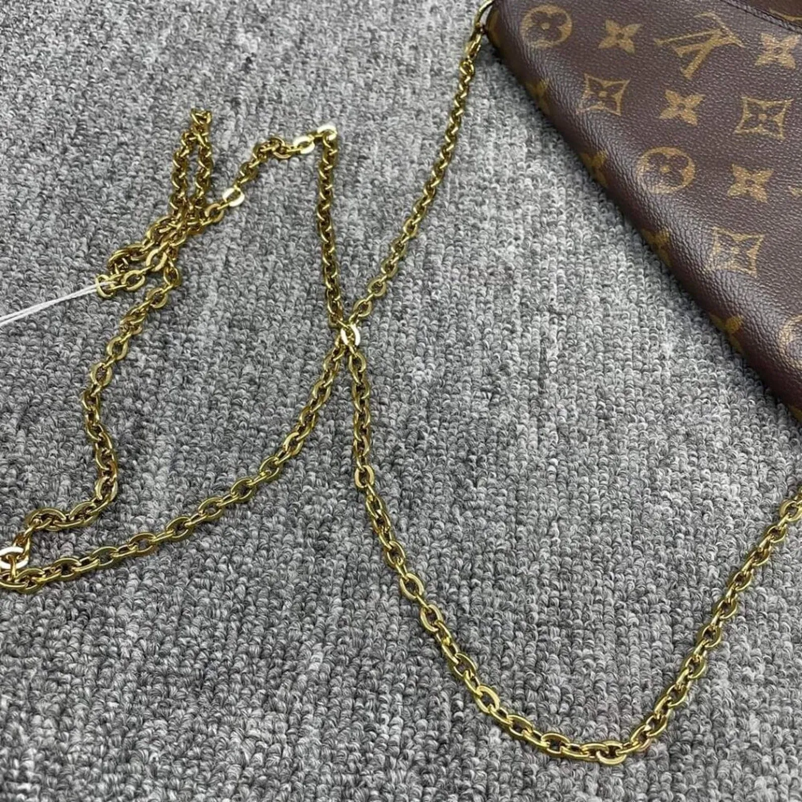 Louis Vuitton Pochette Felice W/Pouch Monogram Leather Bag