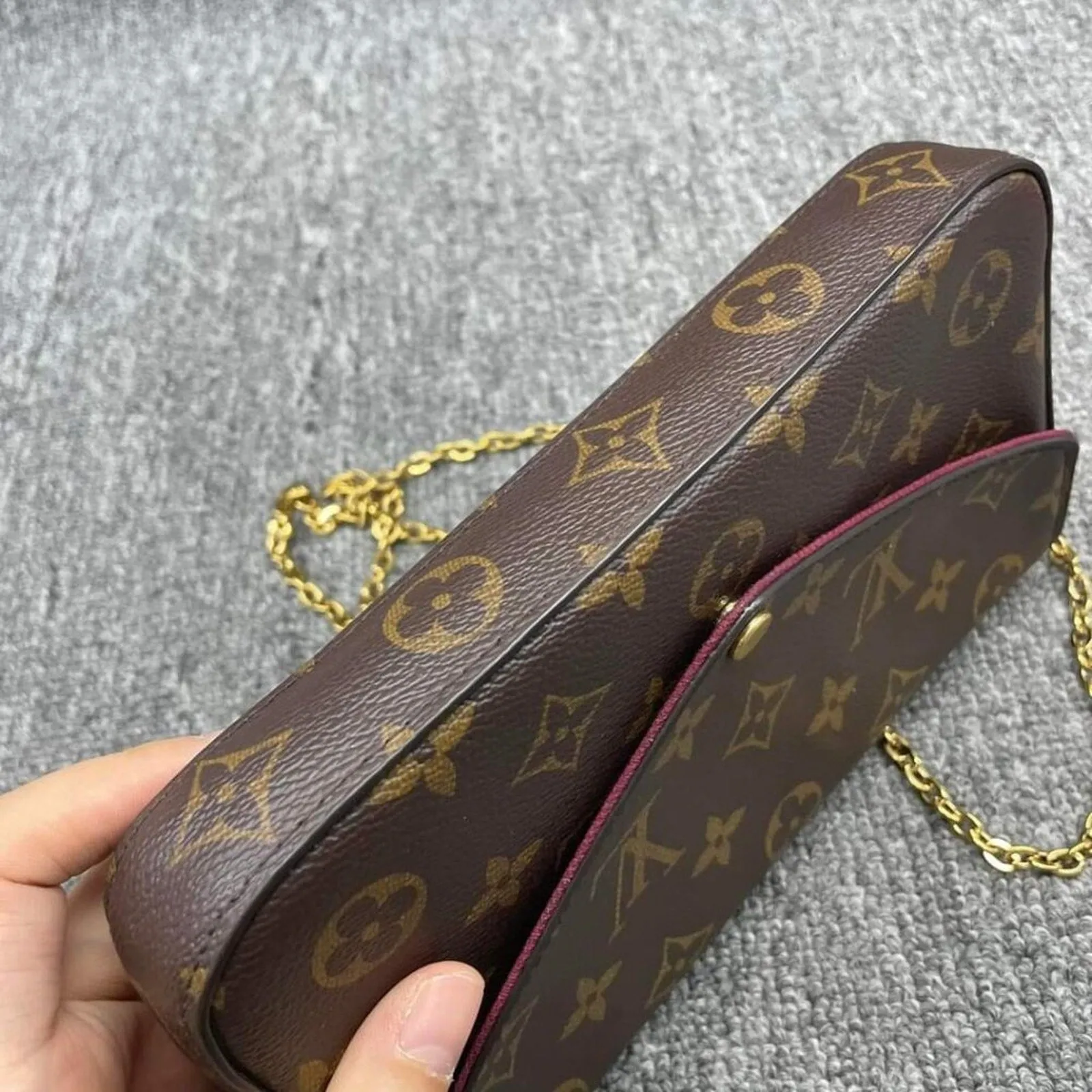 Louis Vuitton Pochette Felice W/Pouch Monogram Leather Bag