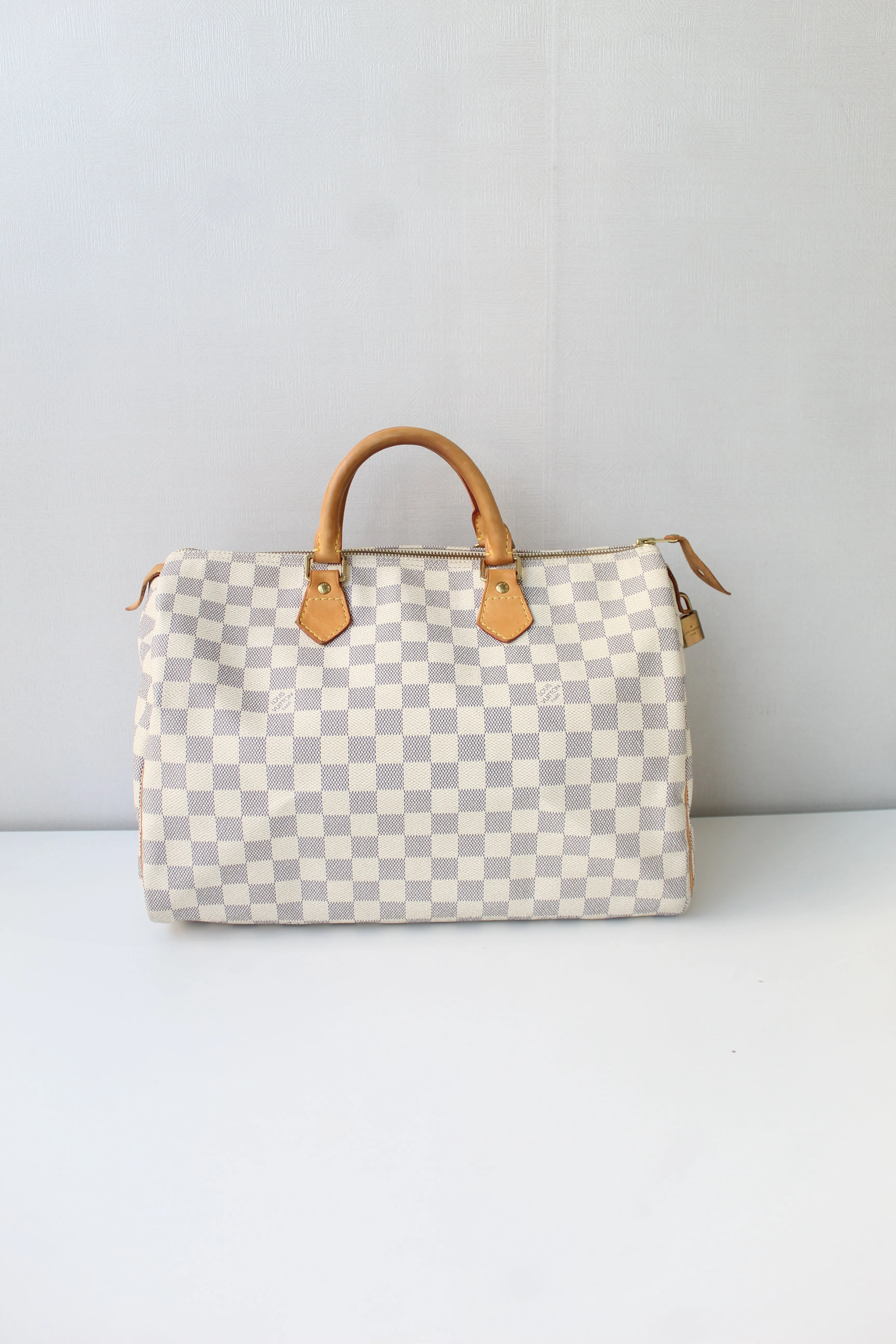 Louis Vuitton Speedy 35