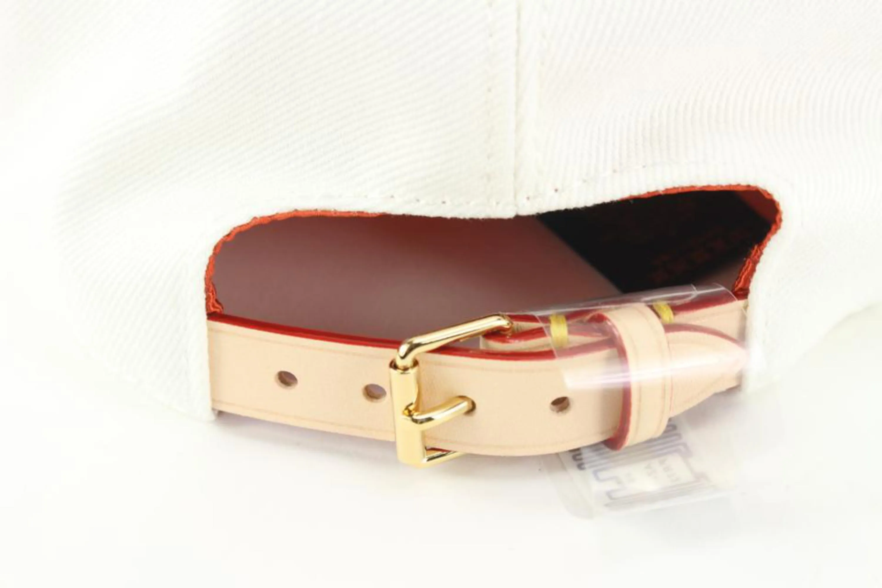 Louis Vuitton White x Terracotta Match Cap Easy Ou Pas Hat 18LZ517S
