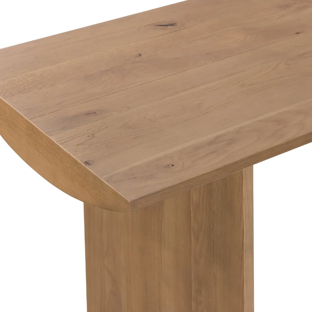 Luc Desk